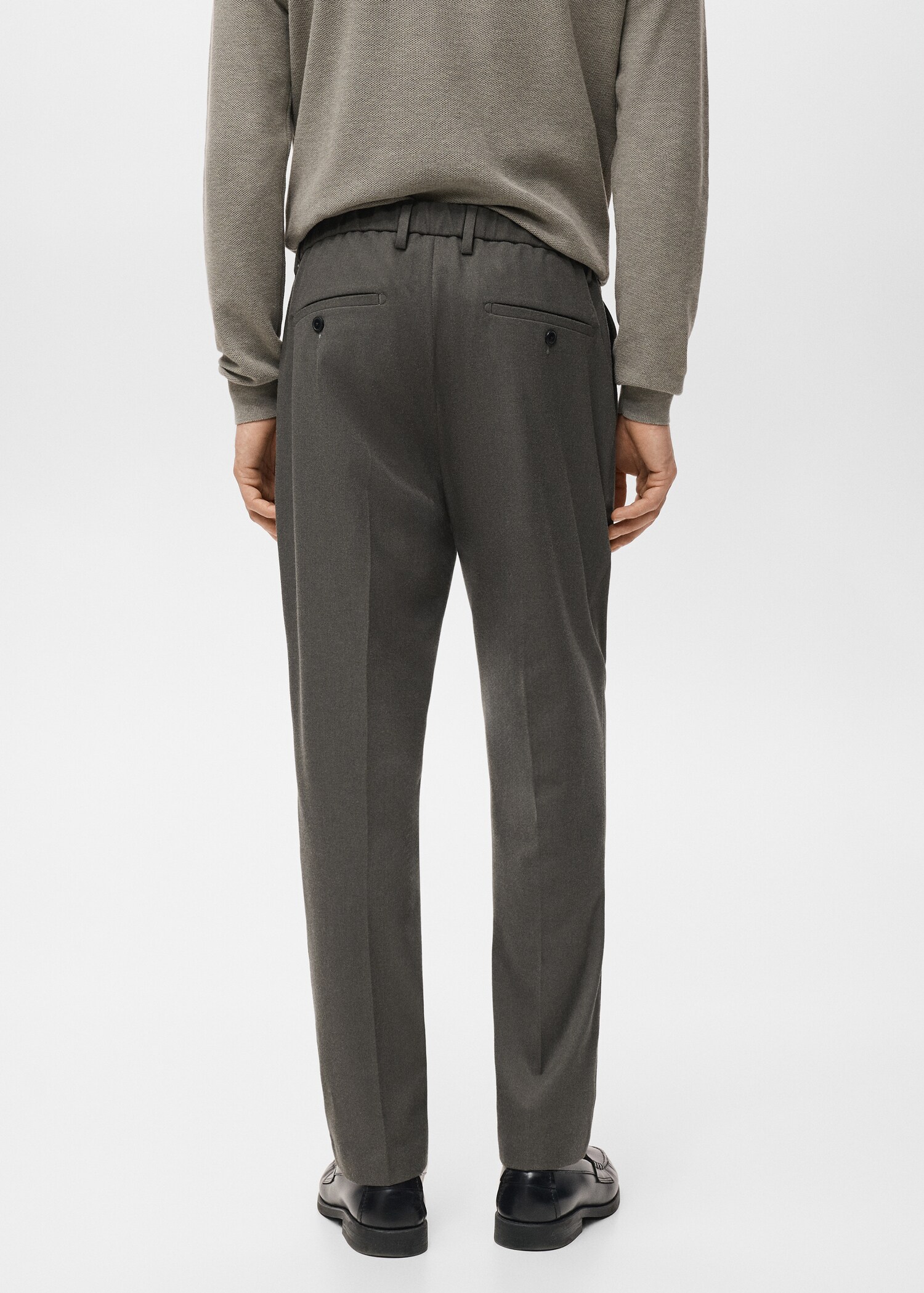 Trousers stone - Reverse of the article