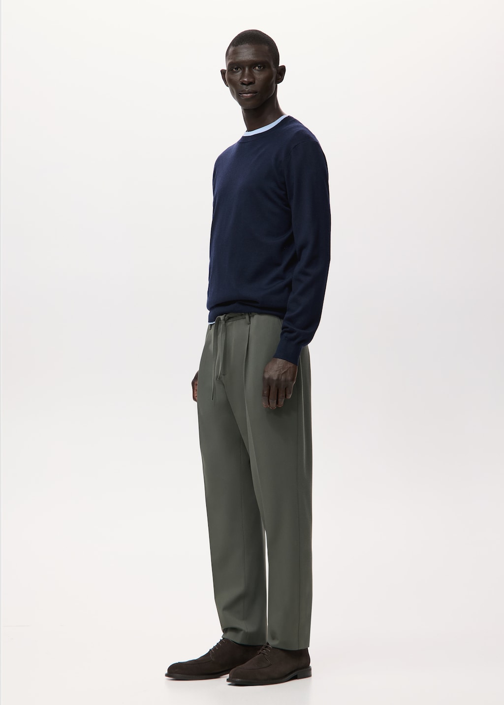 Regular fit cord pleated pants