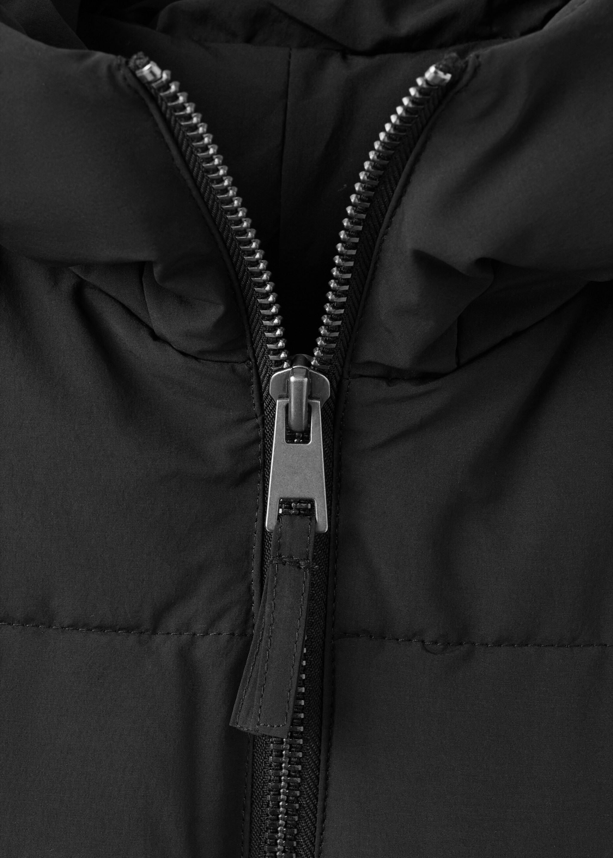 Anorak acolchado capucha - Detalle del artículo 8, Negro. Ref: 17038267-00.