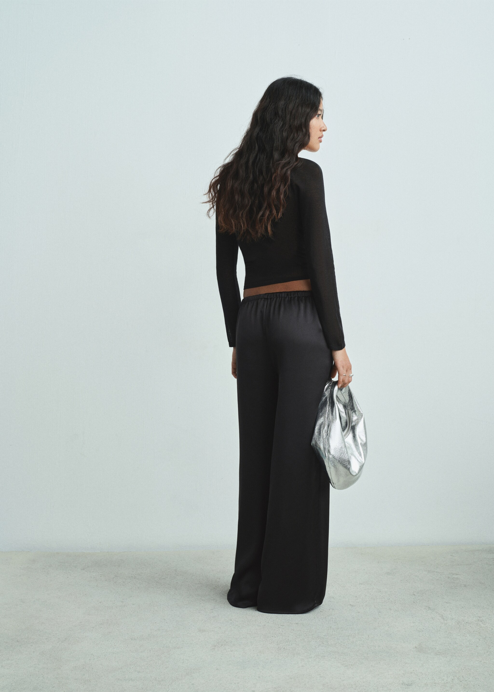 Pantalon fluide wideleg - Verso de l’article, Noir. Ref: 17038275-00.