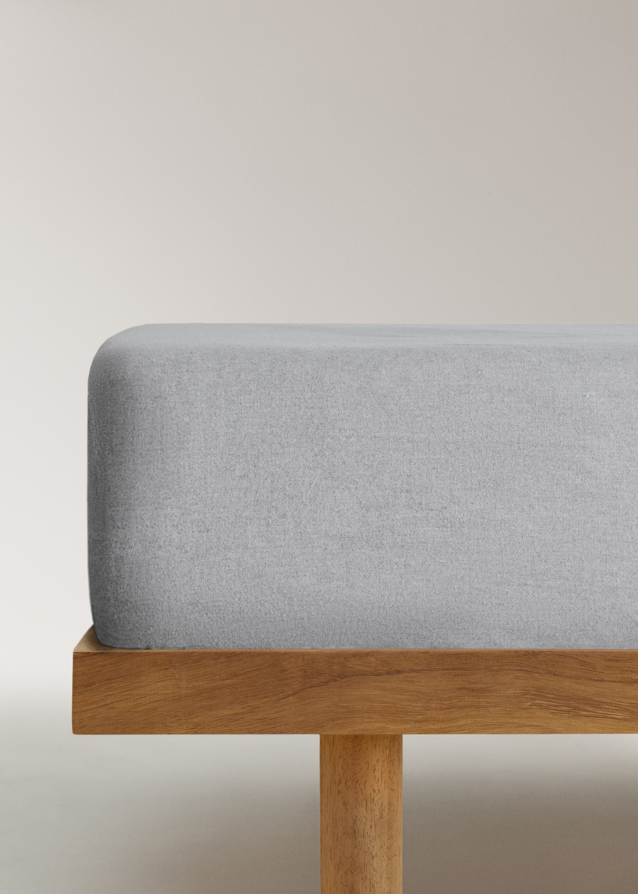 Flannel cotton melange-yarn fitted sheet for 180 cm bed - Article without model, Grey. Ref: 17038279-00.