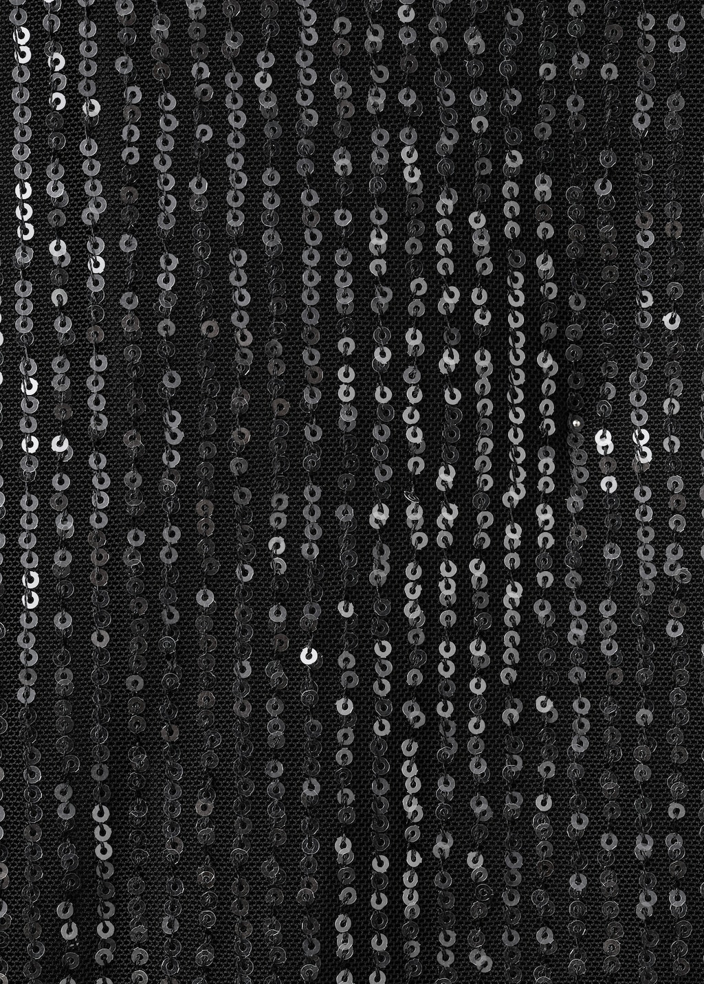 Short dress with sequins