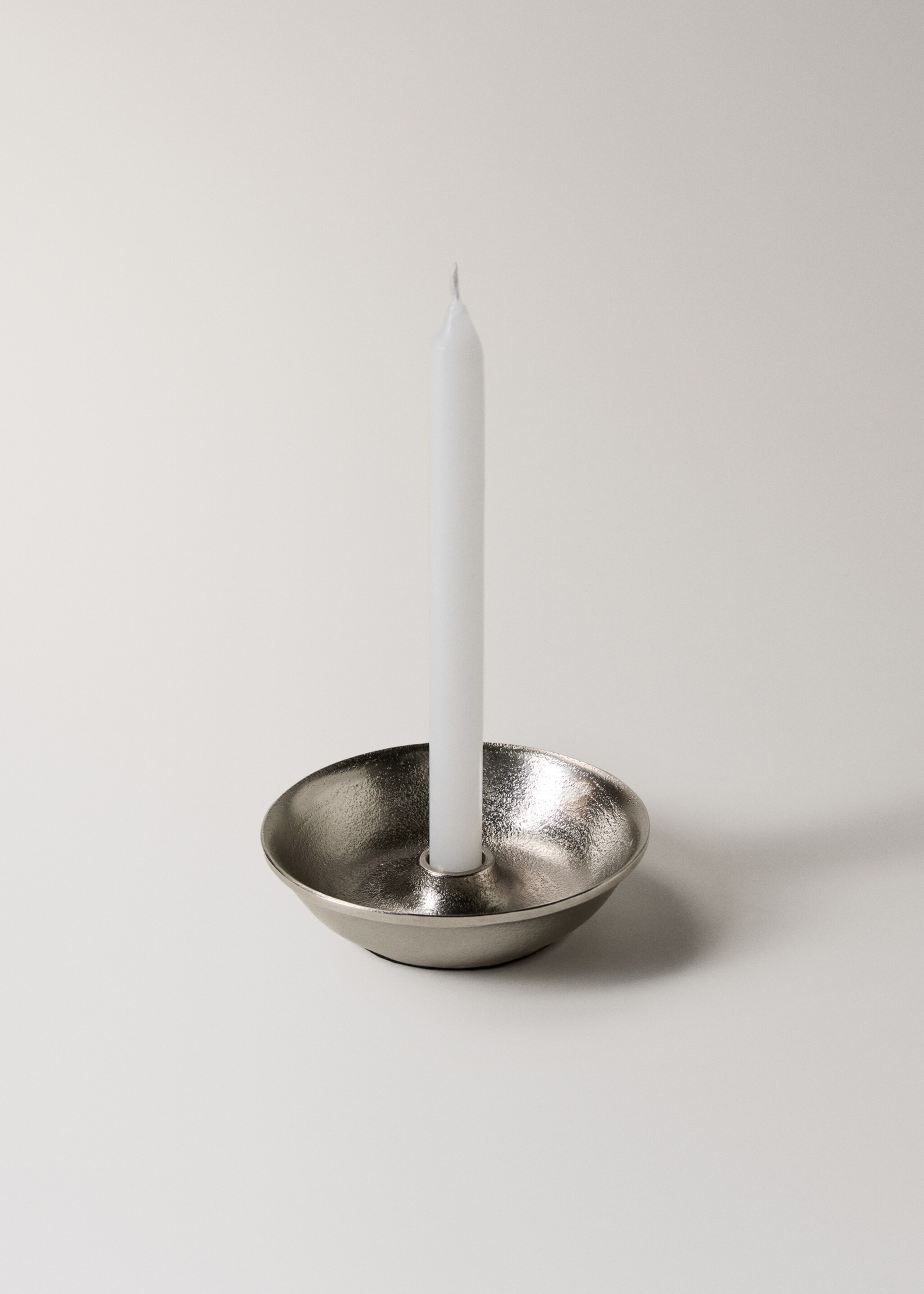 Metal candelabra - Details of the article 2, Silver. Ref: 17038291-00.