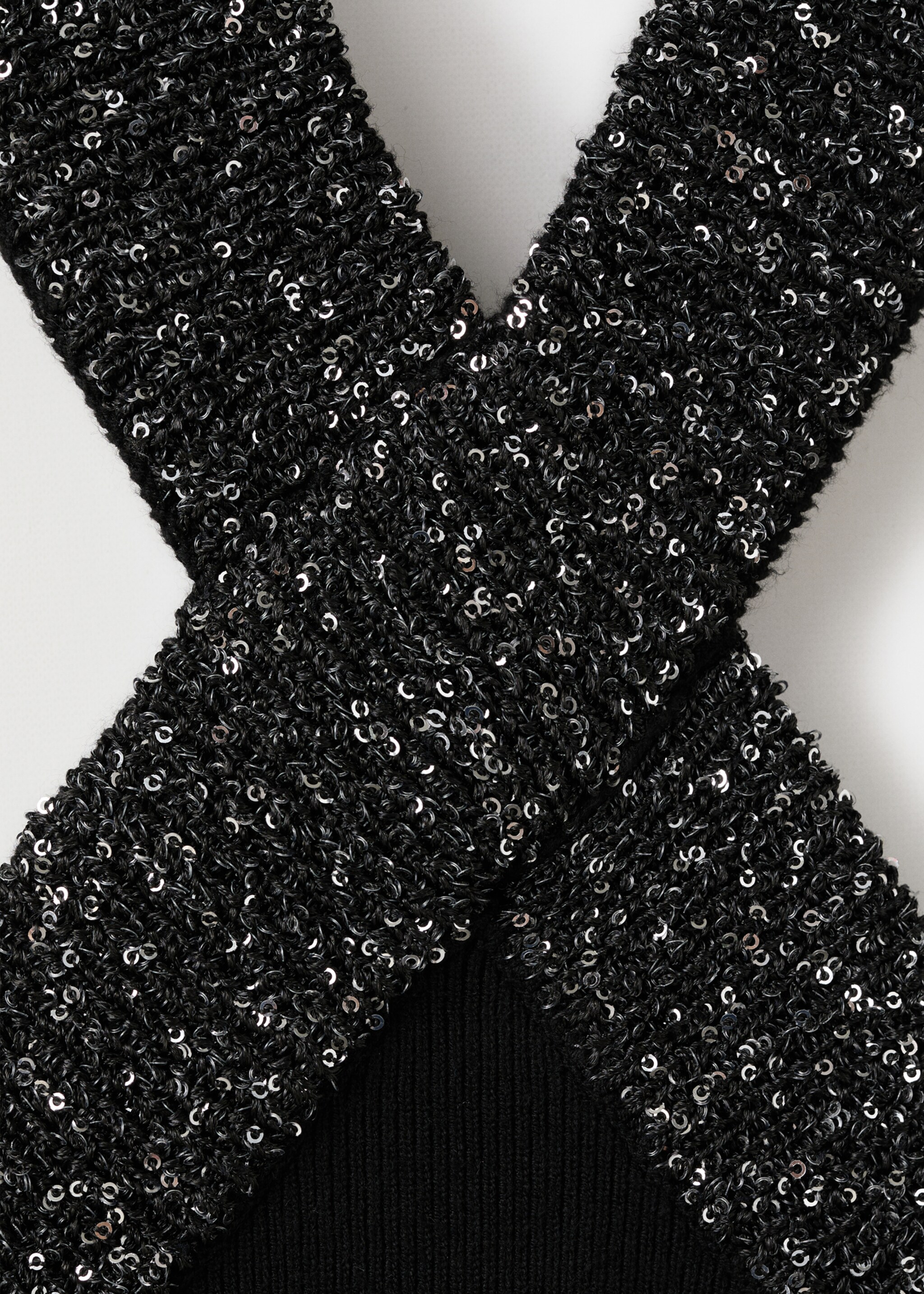 Halter-neck glitter top - Details of the article 8, Black. Ref: 17039105-00.
