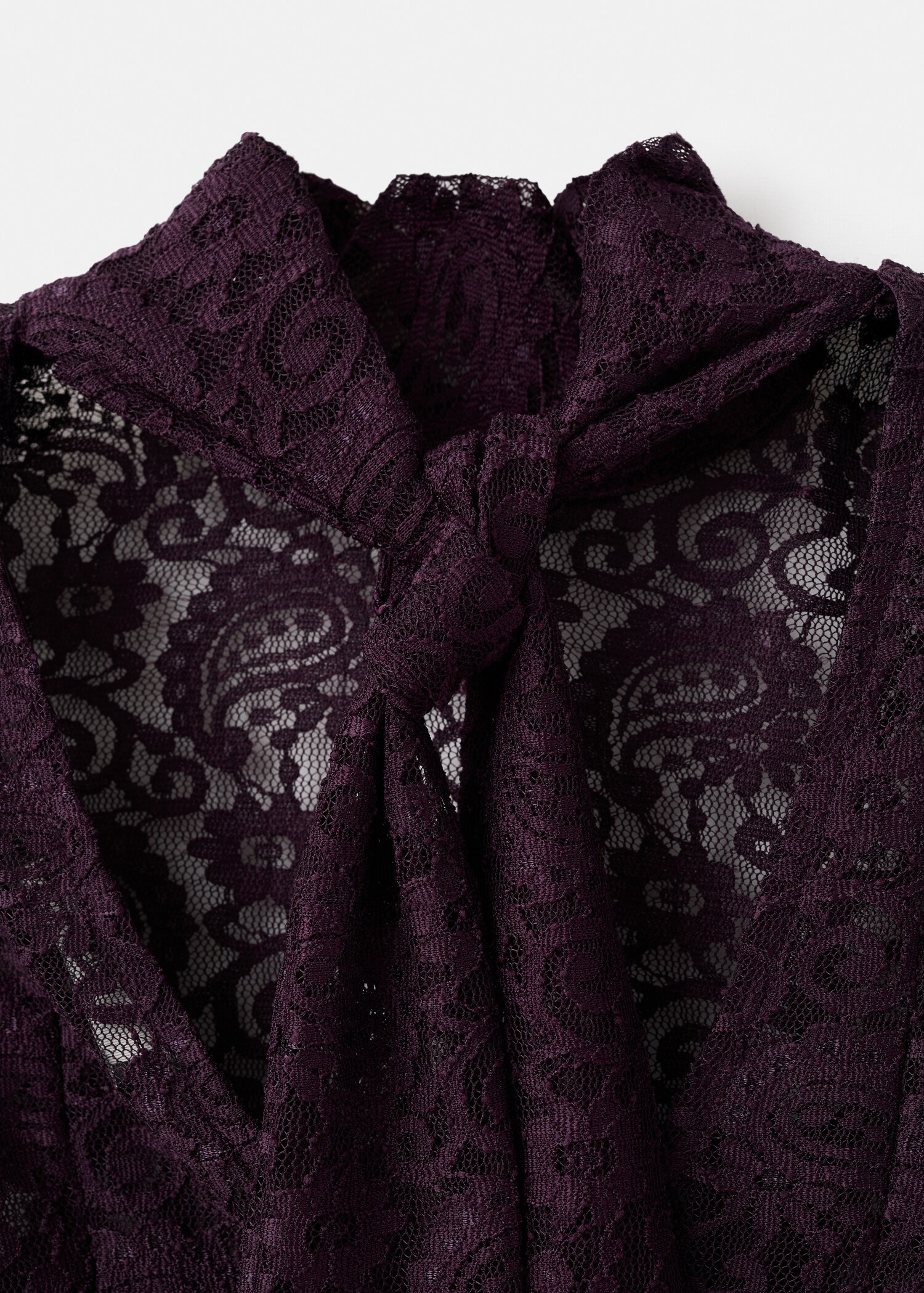 Chemise en dentelle écharpe - Détail de l'article 8