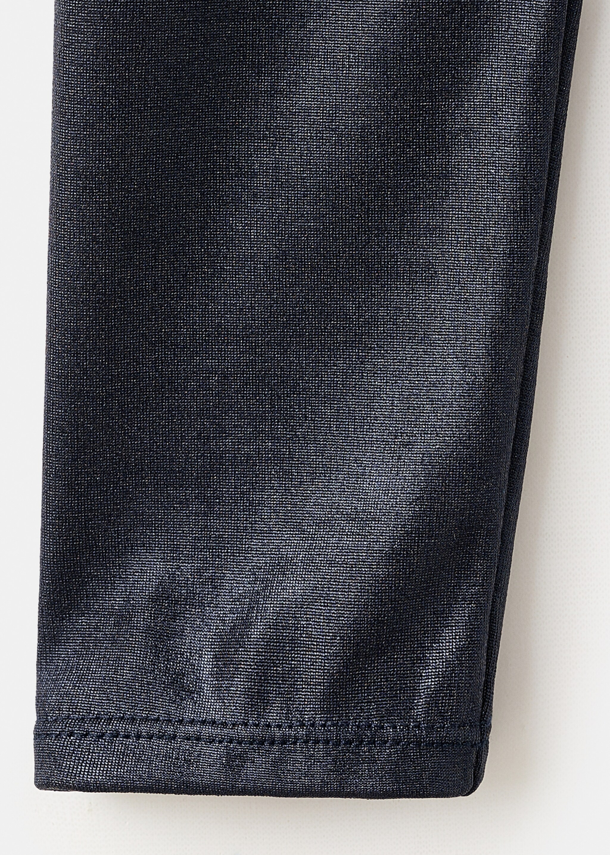 Metallic boat neck top - Details of the article 8, Navy. Ref: 17039114-00.