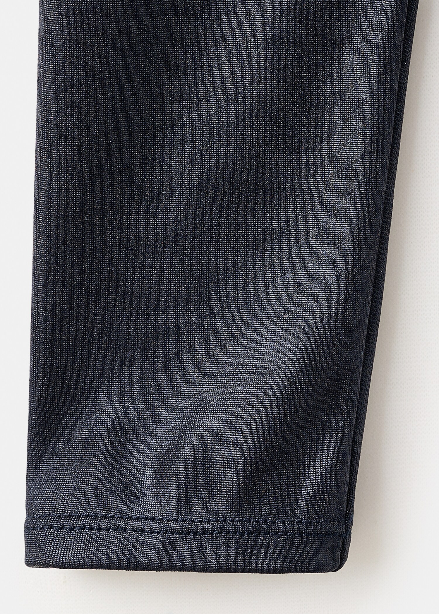 Metallic boat neck top - Details of the article 8