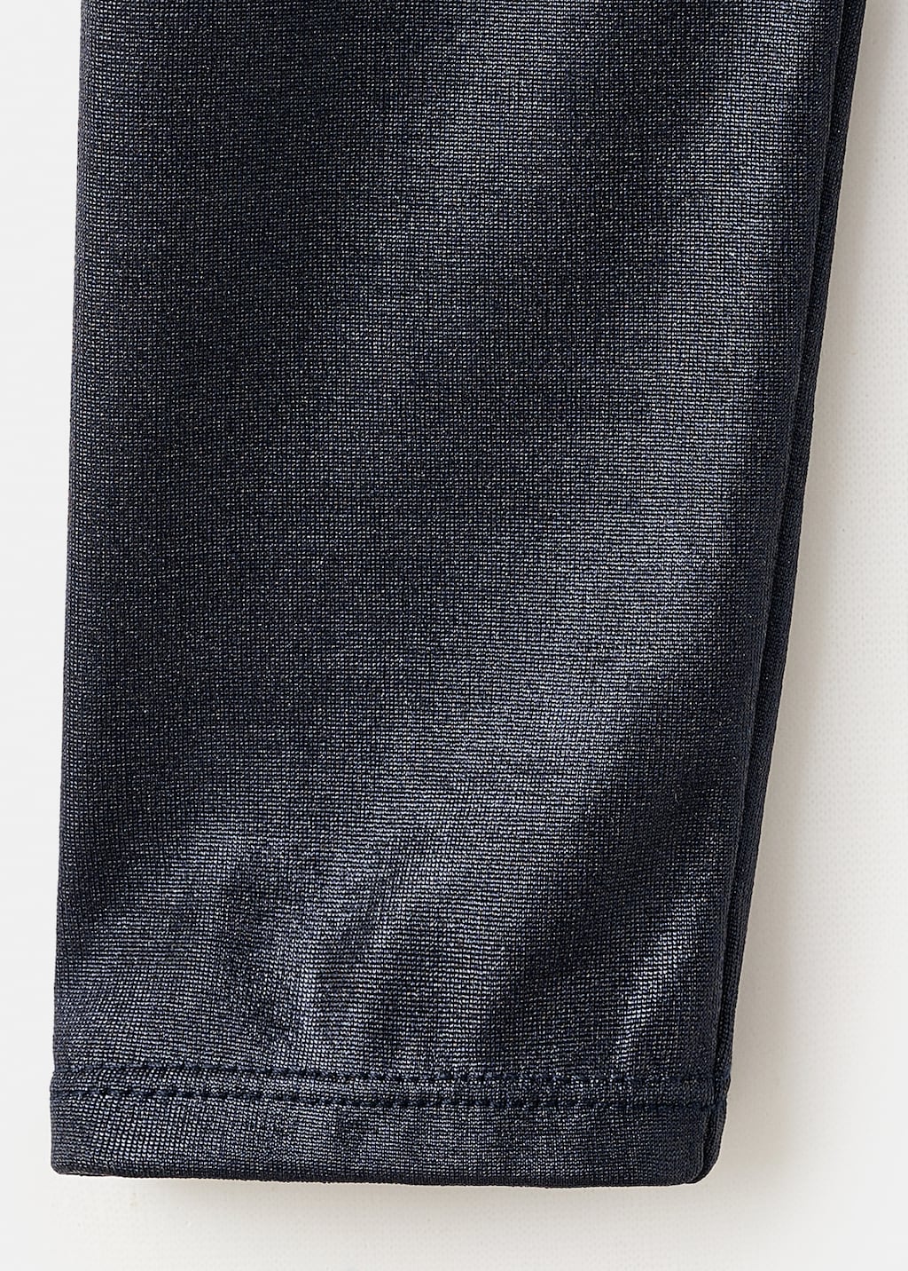 Metallic boat-neck top