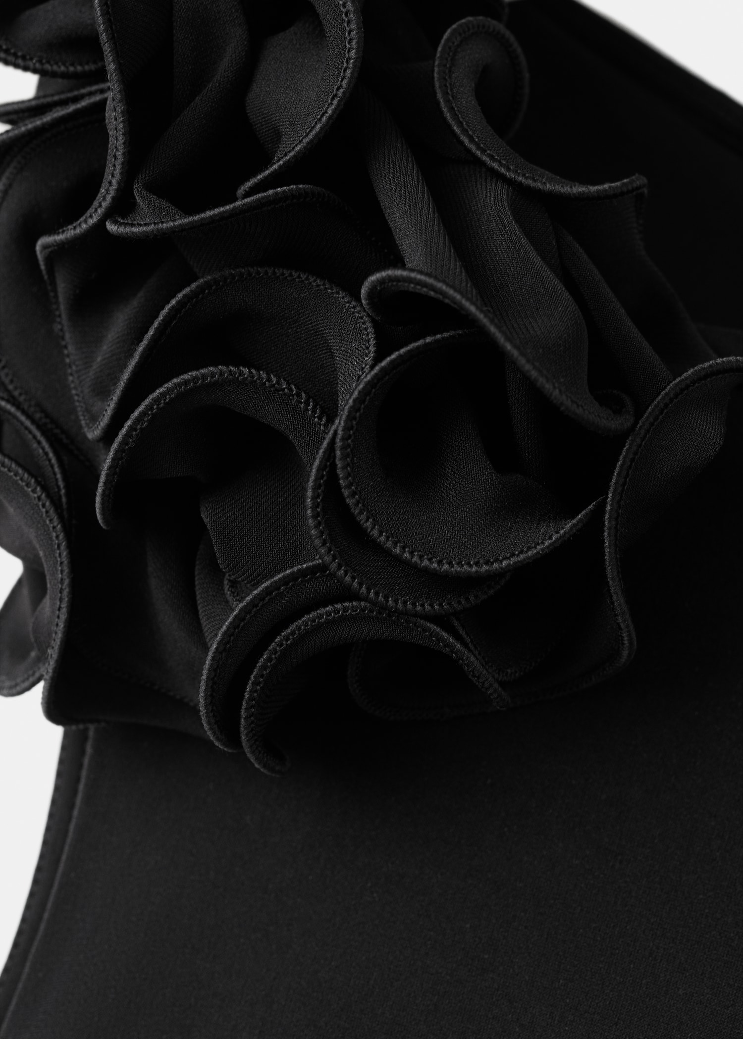 Asymmetrical gathered dress with ruffle trim - Details of the article 8