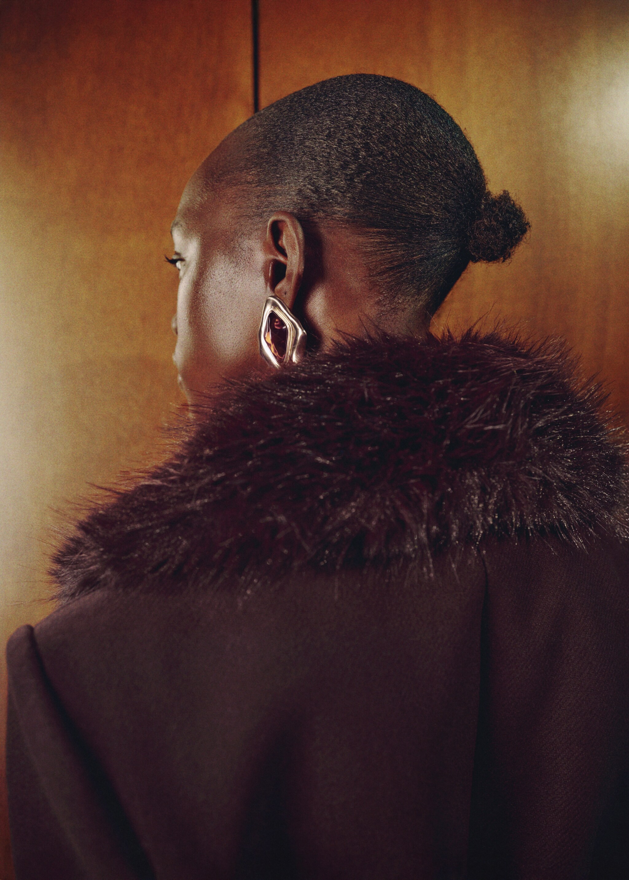 Manteco wool coat with fur collar - Details of the article 1, Maroon. Ref: 17039119-00.