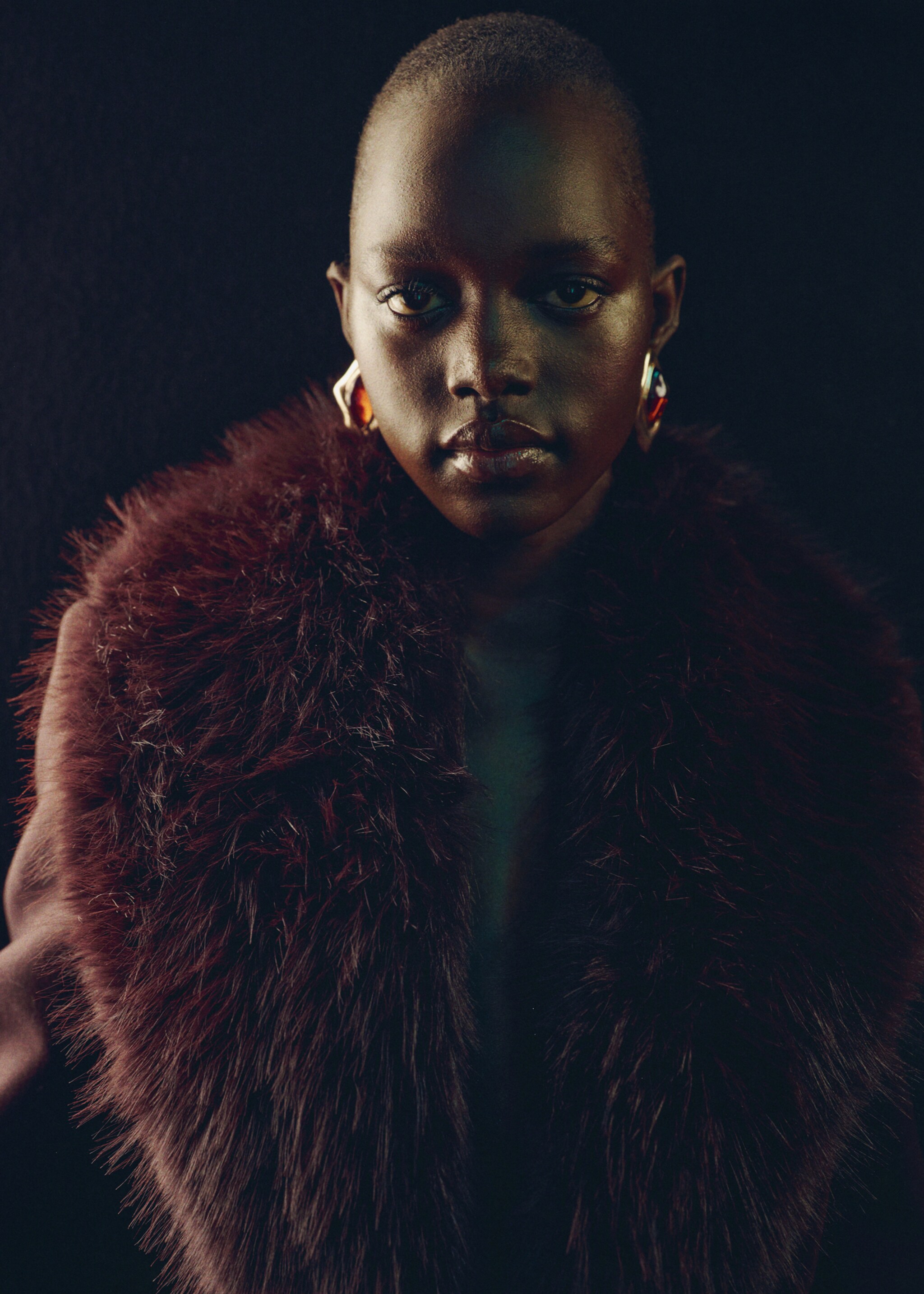 Manteco wool coat with fur collar - Details of the article 6, Maroon. Ref: 17039119-00.