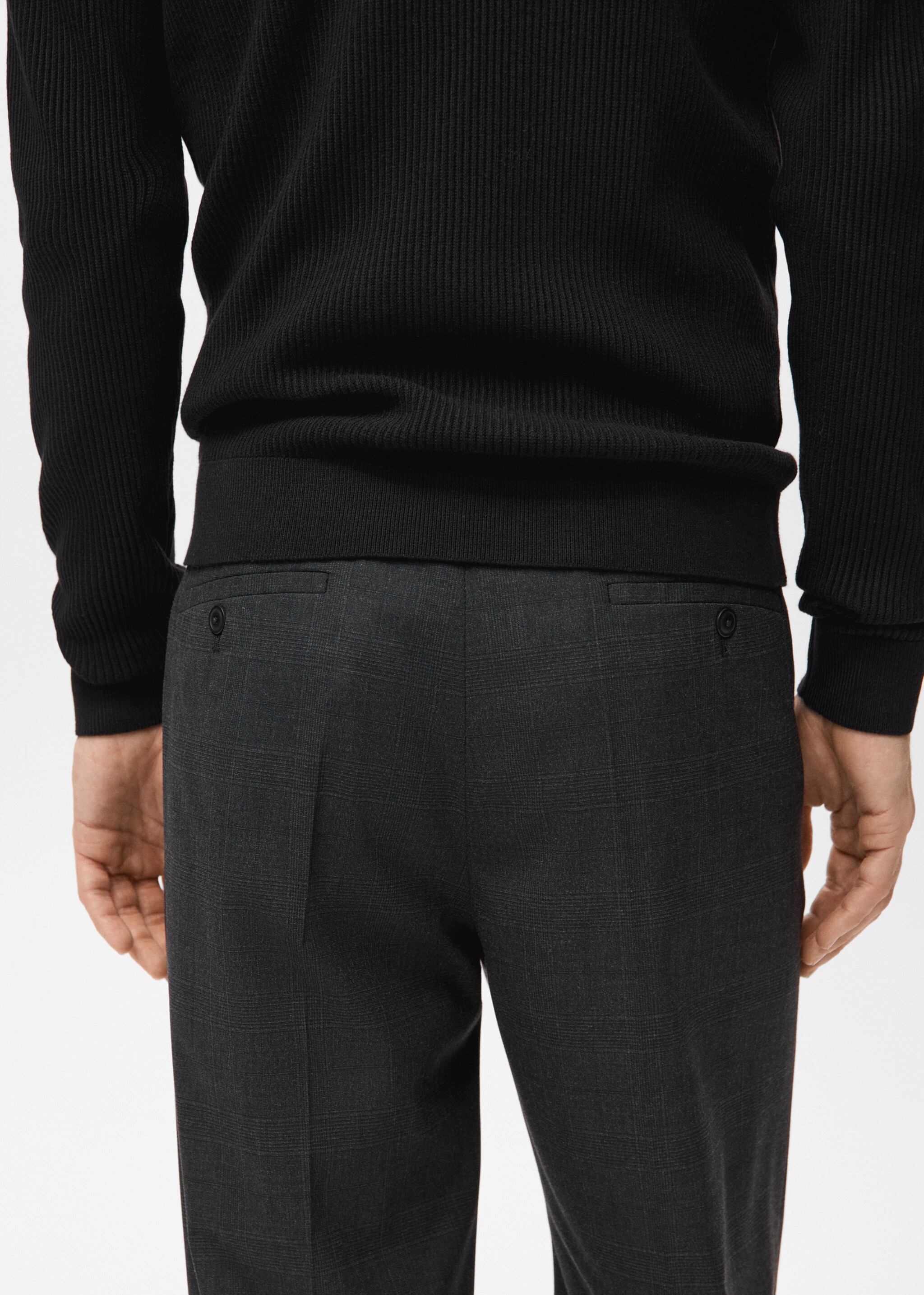 Relaxed-fit pleated trousers - Details of the article 6, Dark Heather Grey. Ref: 17039206-00.