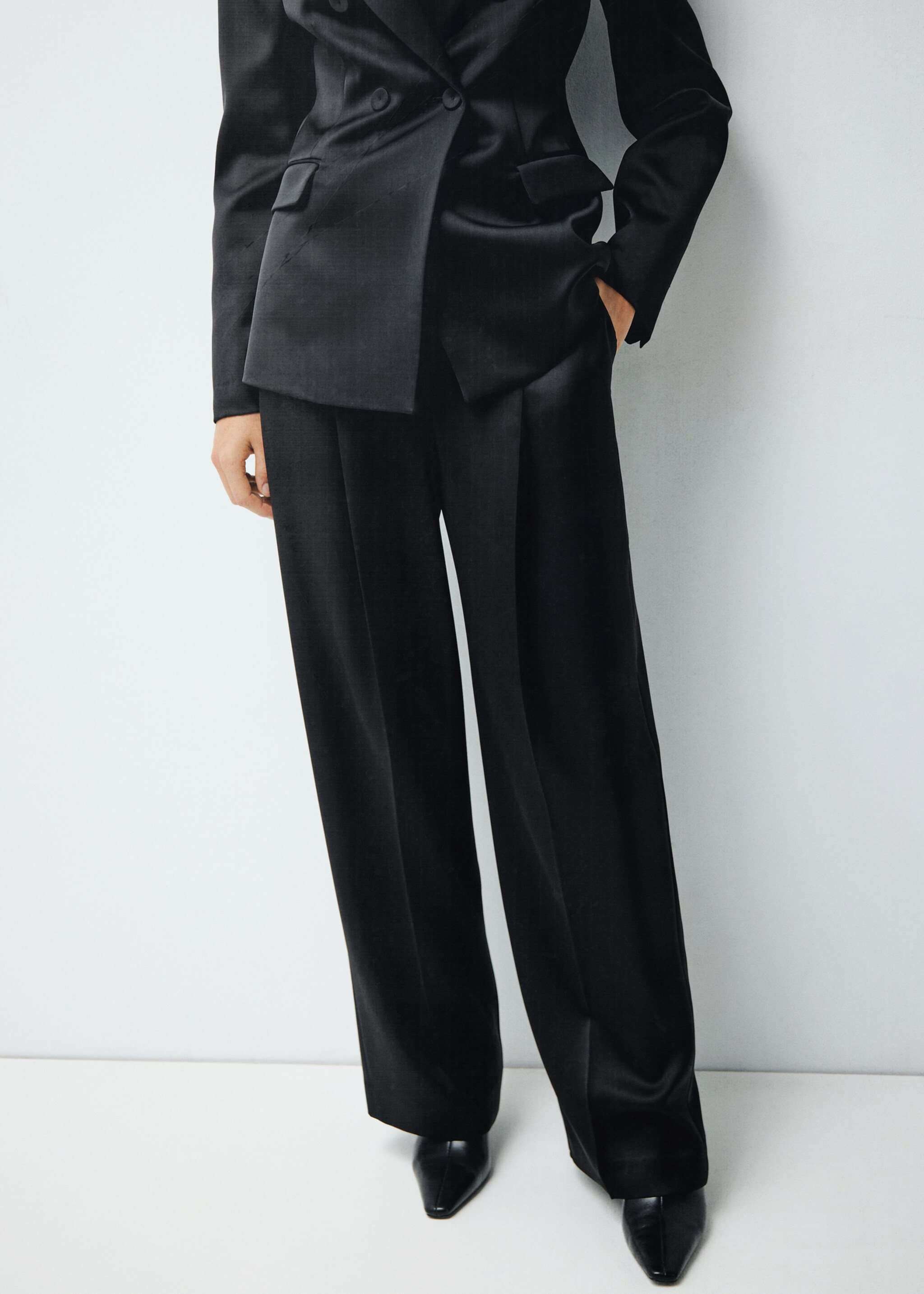 Satin suit trousers - Details of the article 1, Black. Ref: 17039407-00.