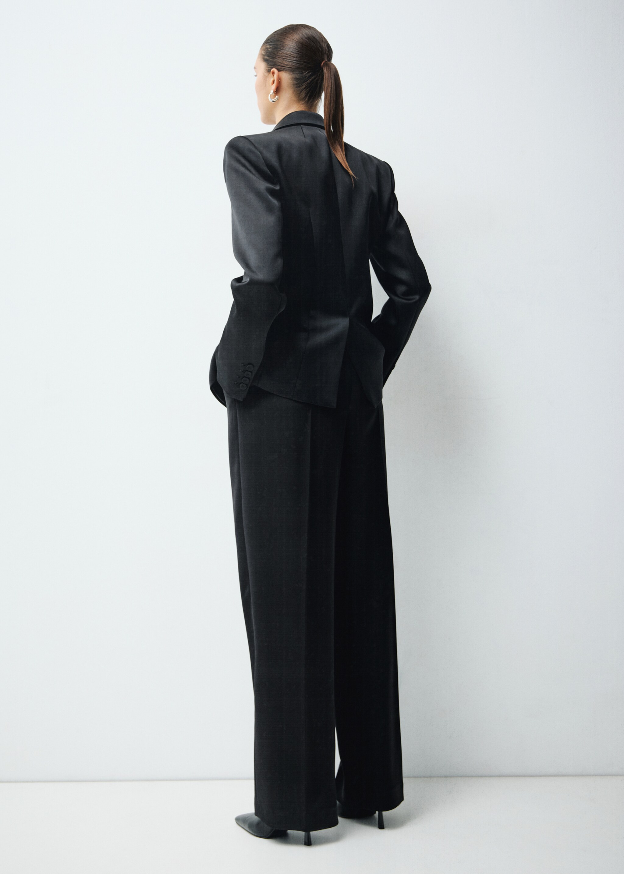 Satin suit trousers - Reverse of the article, Black. Ref: 17039407-00.