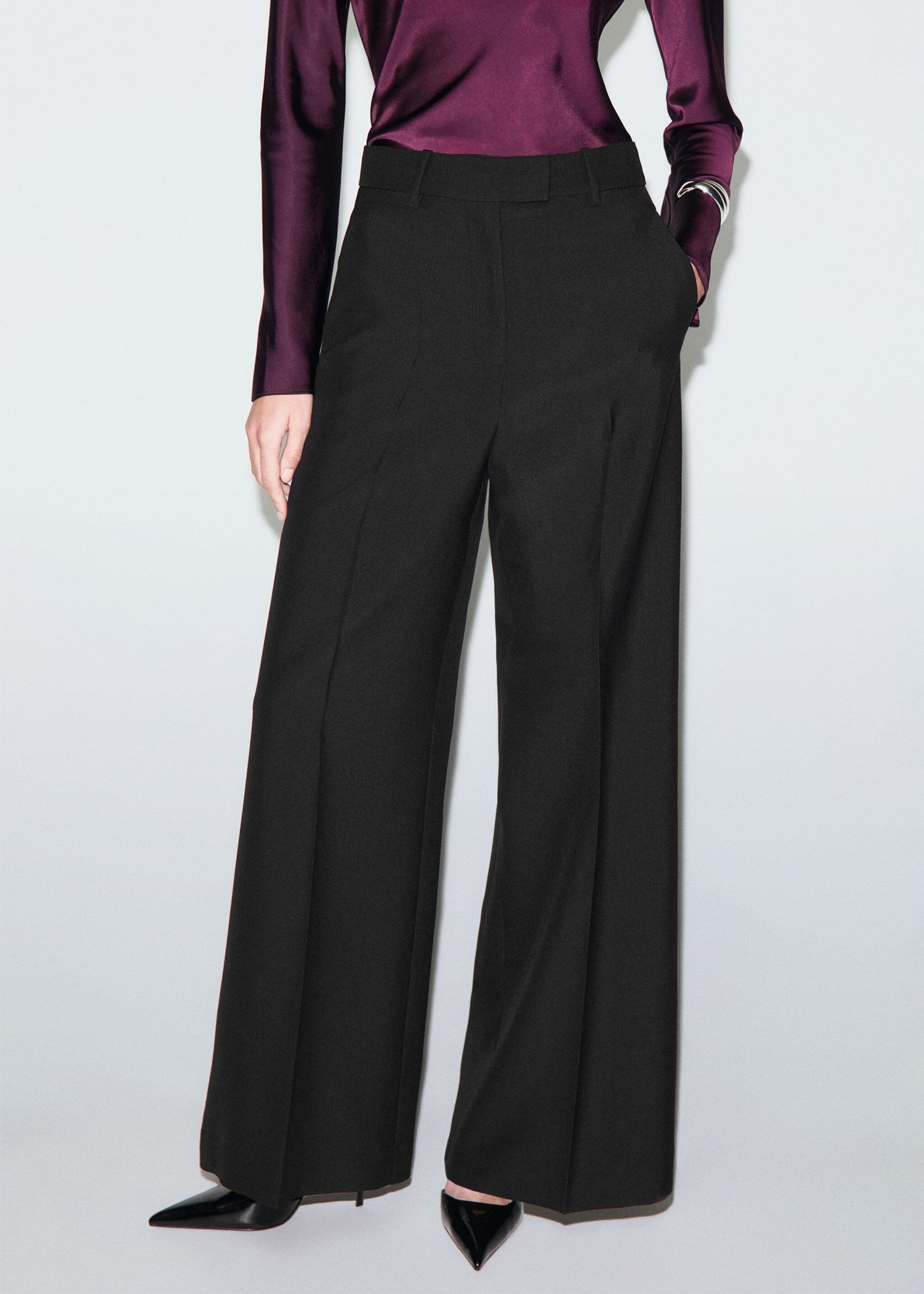 Pantalon costume laine mélangée - Plan moyen, Noir. Ref: 17039408-00.