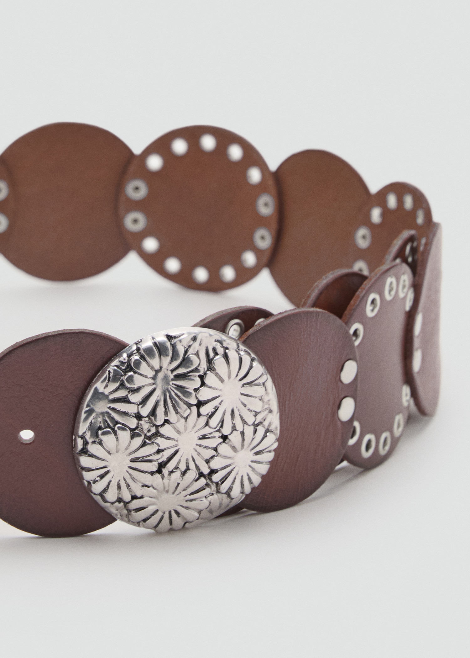 Studded leather belt - Medium plane