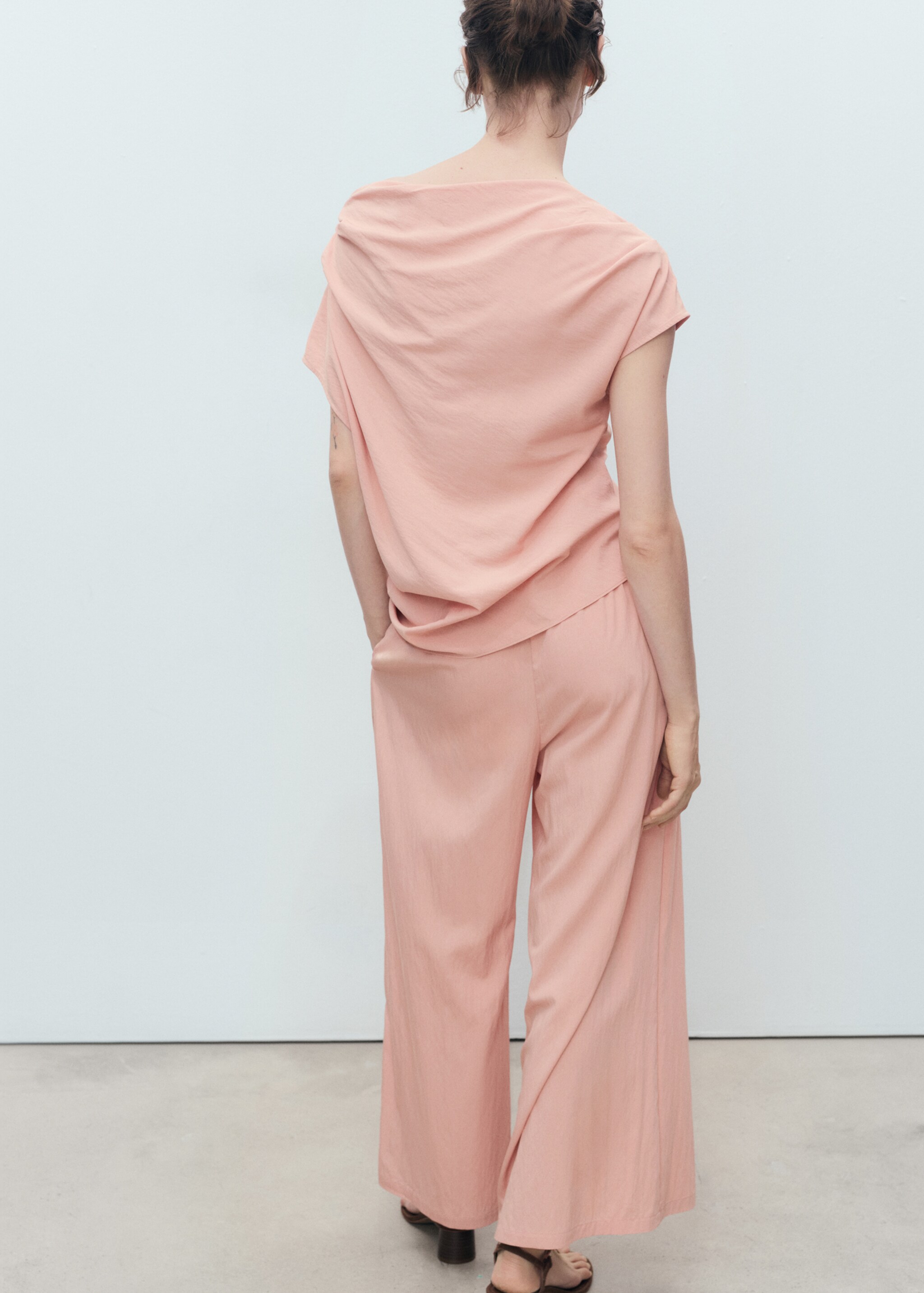 Draped asymmetrical blouse - Reverse of the article