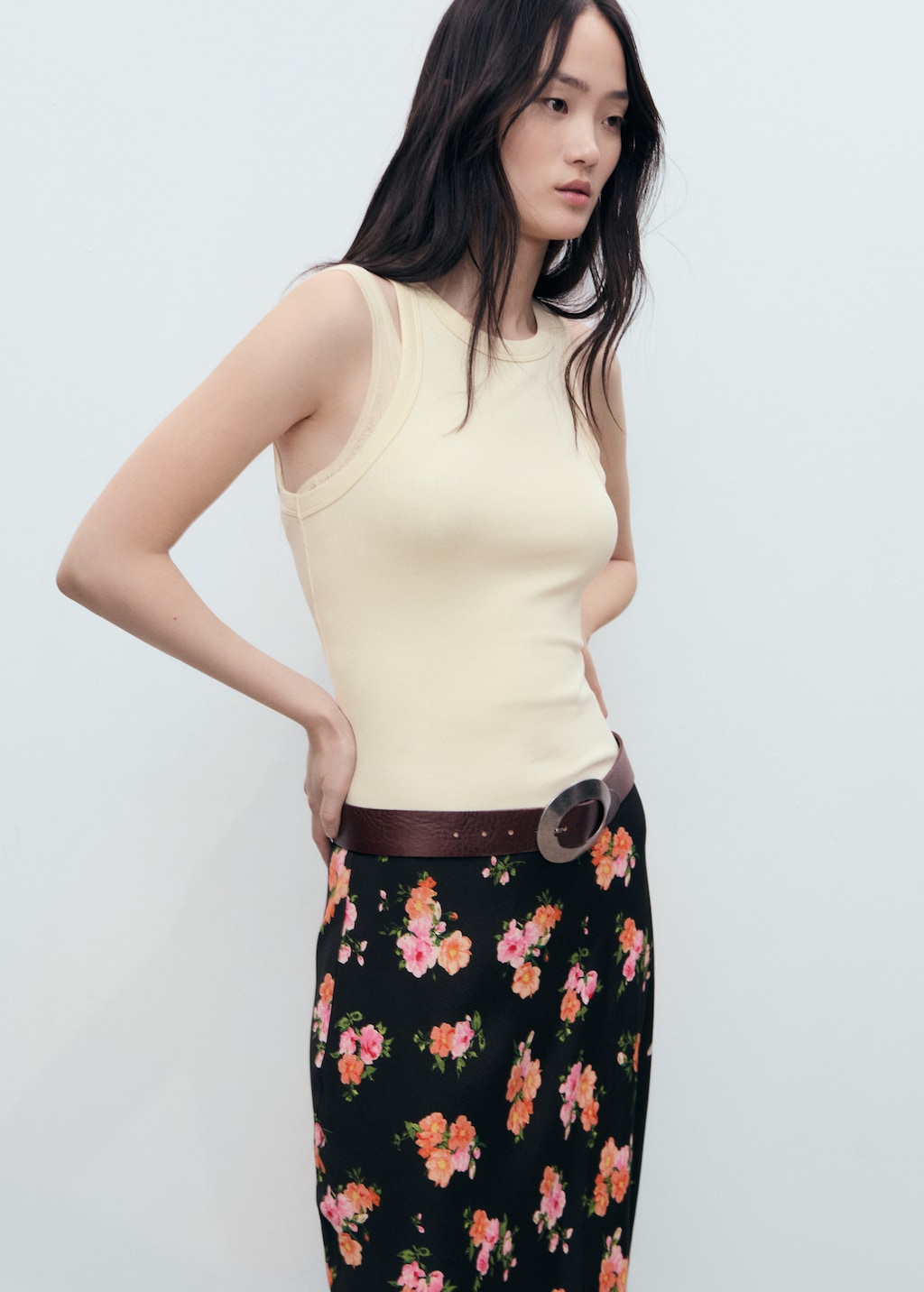 Floral skirt with lace trim - image 4