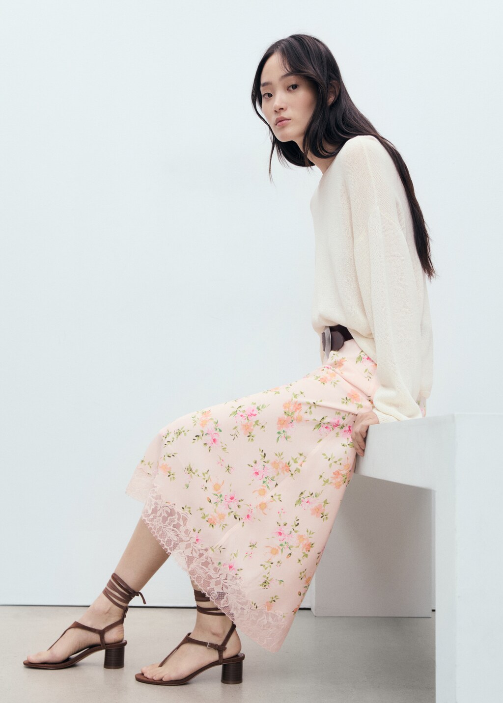 Mango Floral skirt with lace detail
