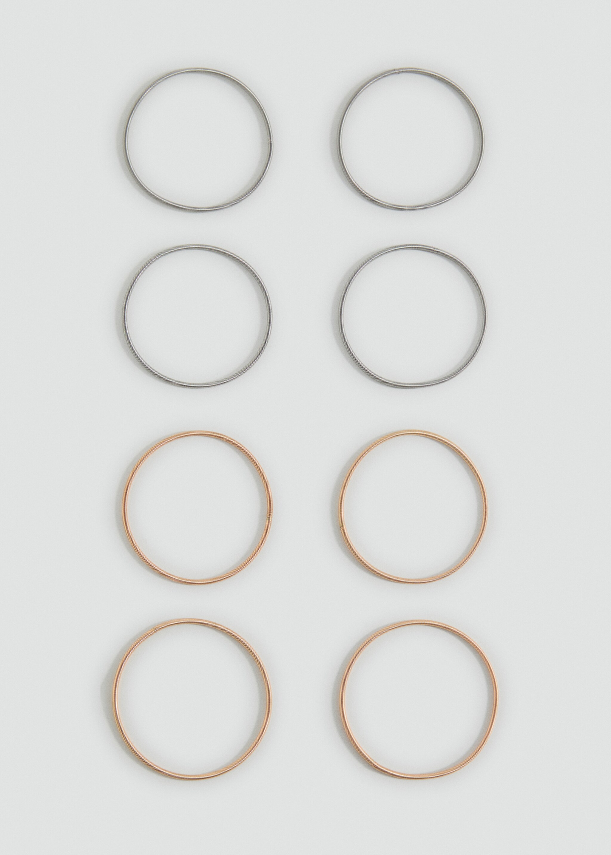 Pack bracelets combinés - Plan moyen