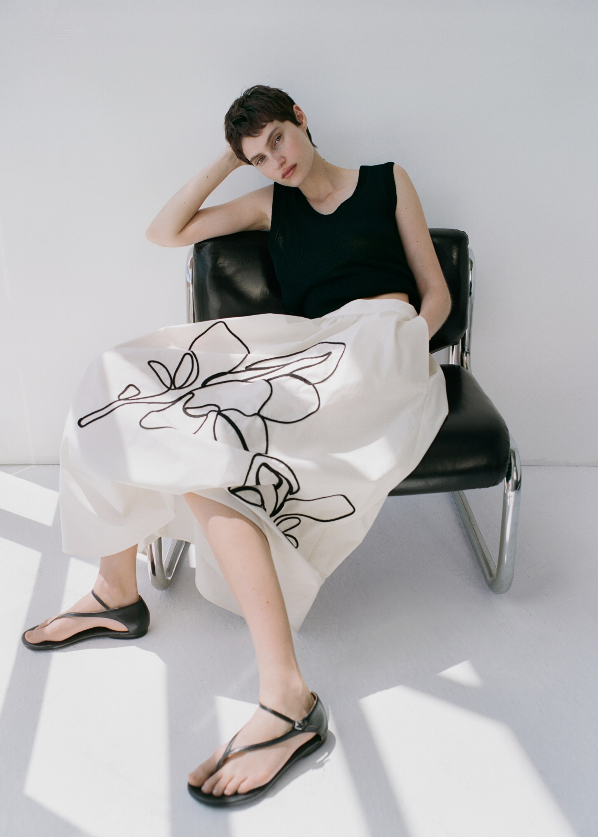 Embroidered cotton skirt - Details of the article 7