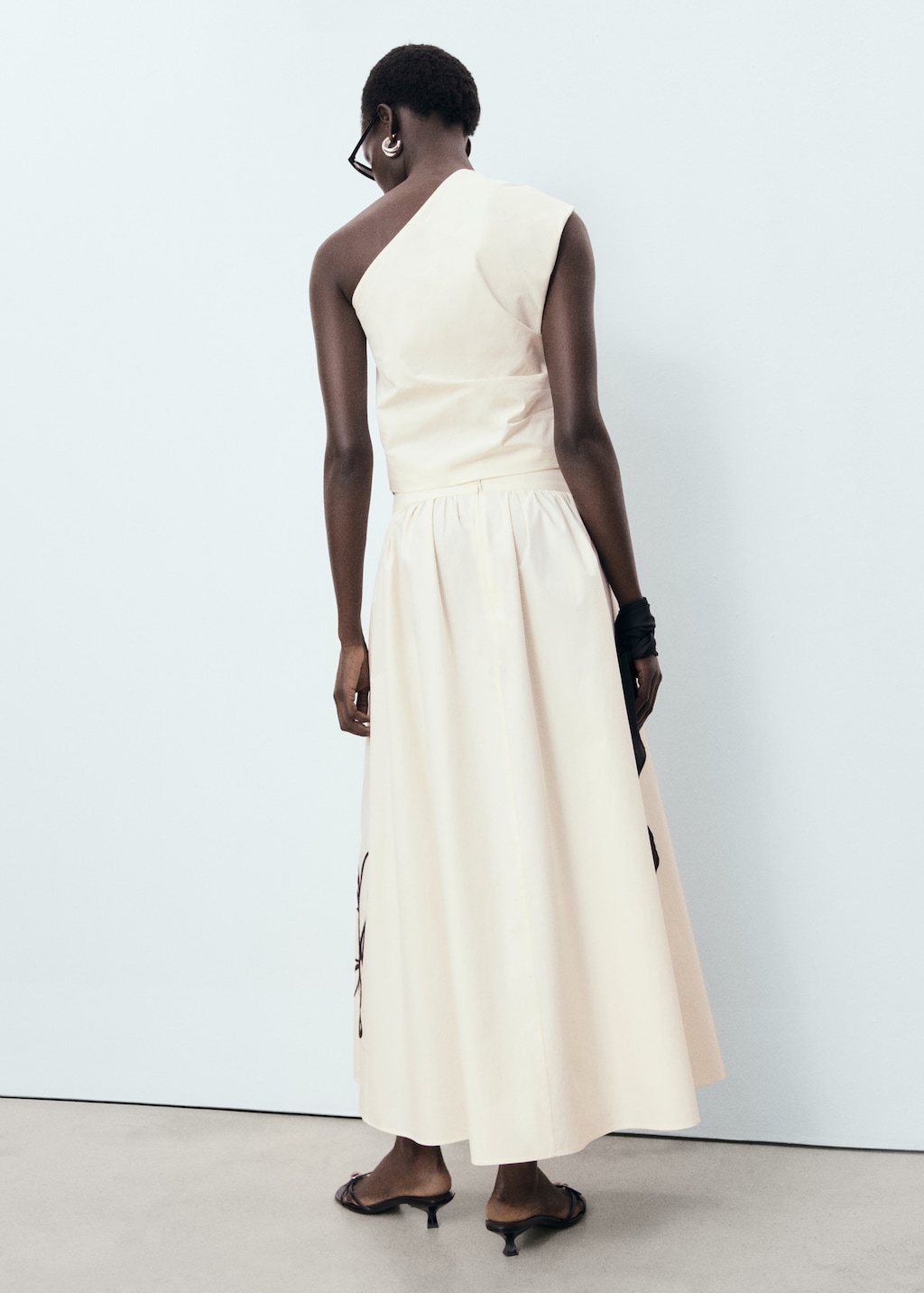 Embroidered cotton skirt - image 3