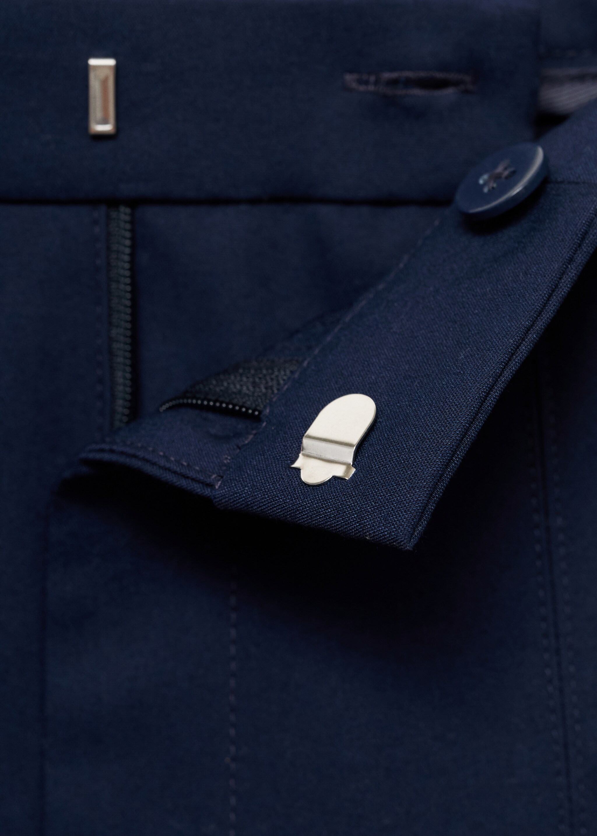 Crop skinny trousers - Details of the article 8