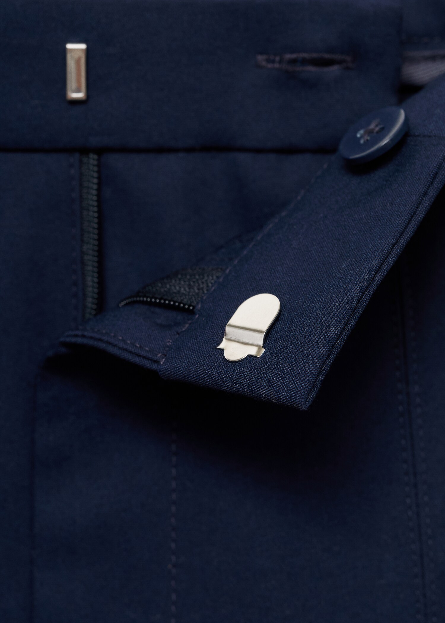 Crop skinny trousers - Details of the article 8