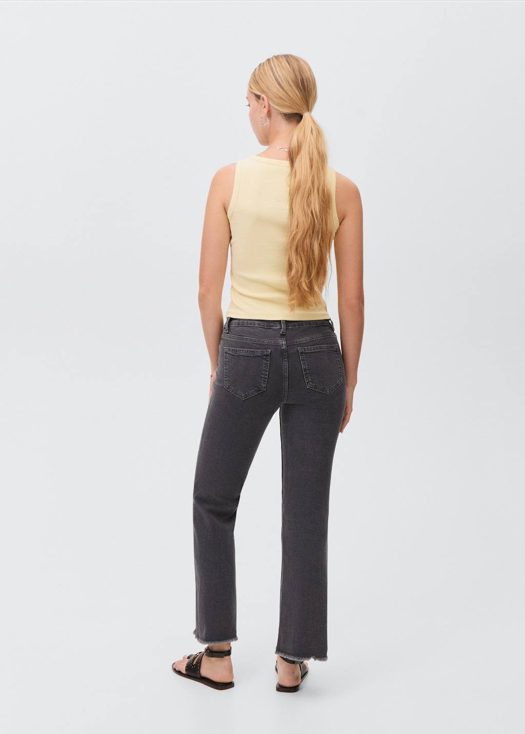 Frayed low-rise skinny jeans