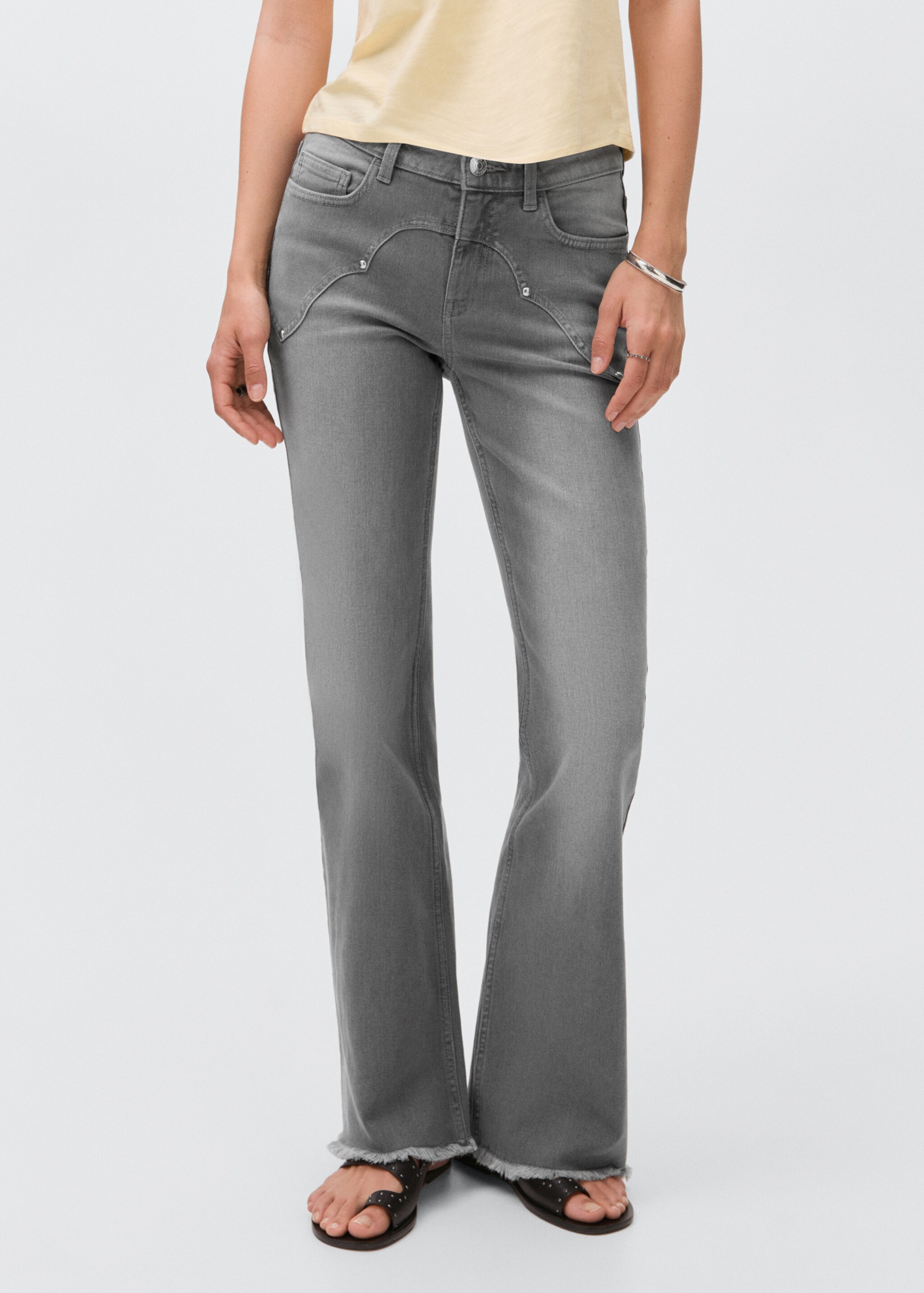 Flared jeans with studs - Medium plane