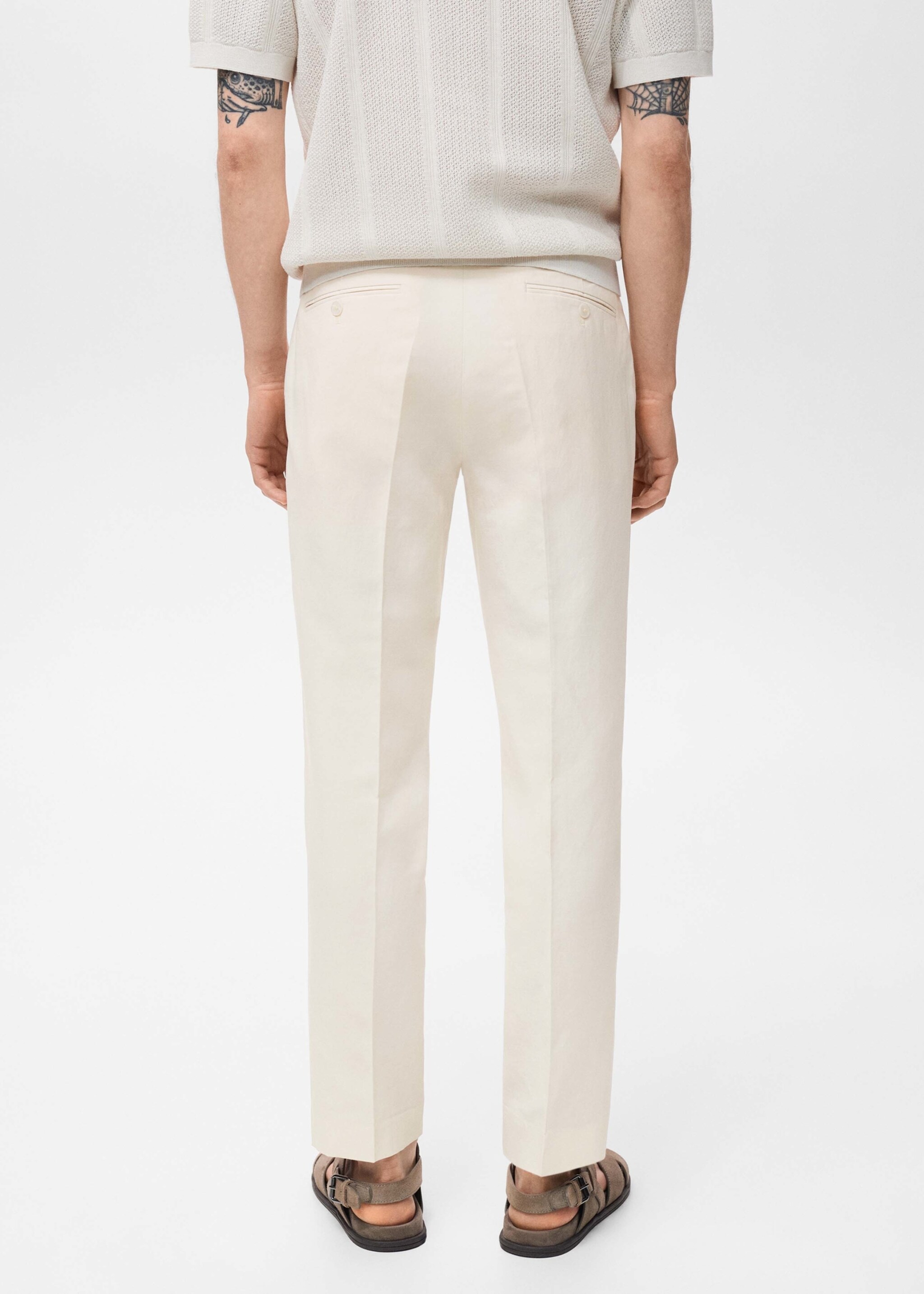 Slim-fit pleated linen trousers - Reverse of the article