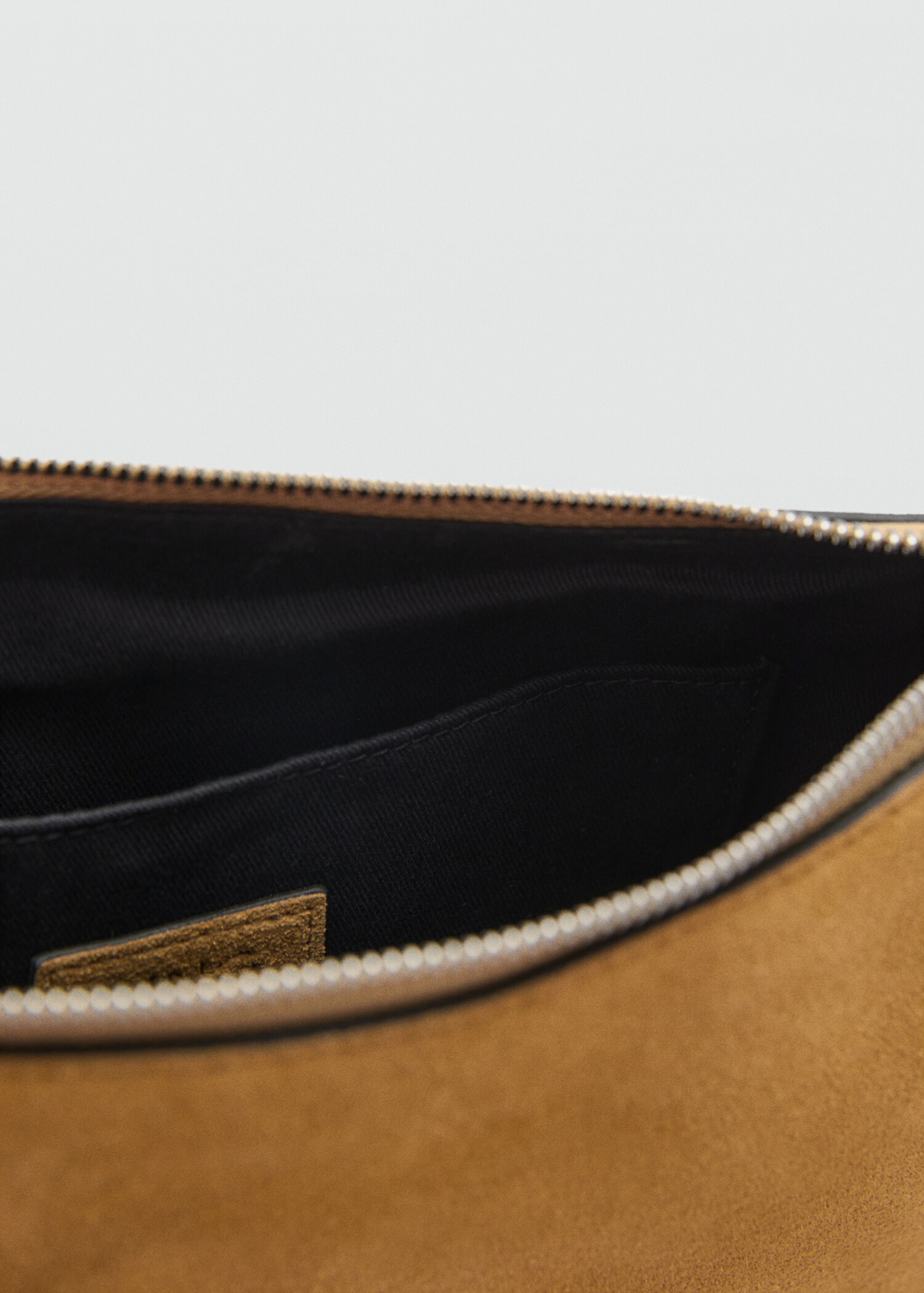 Sac en daim avec franges et détails cloutés - Détail de l'article 3