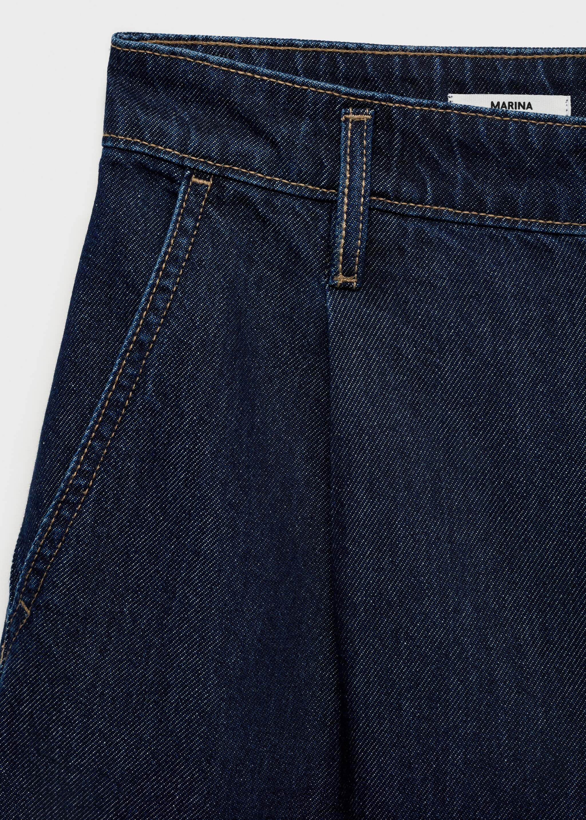 Denim-Bermudas mit mittlerer Bundhöhe und Abnähern - Detail des Artikels 0