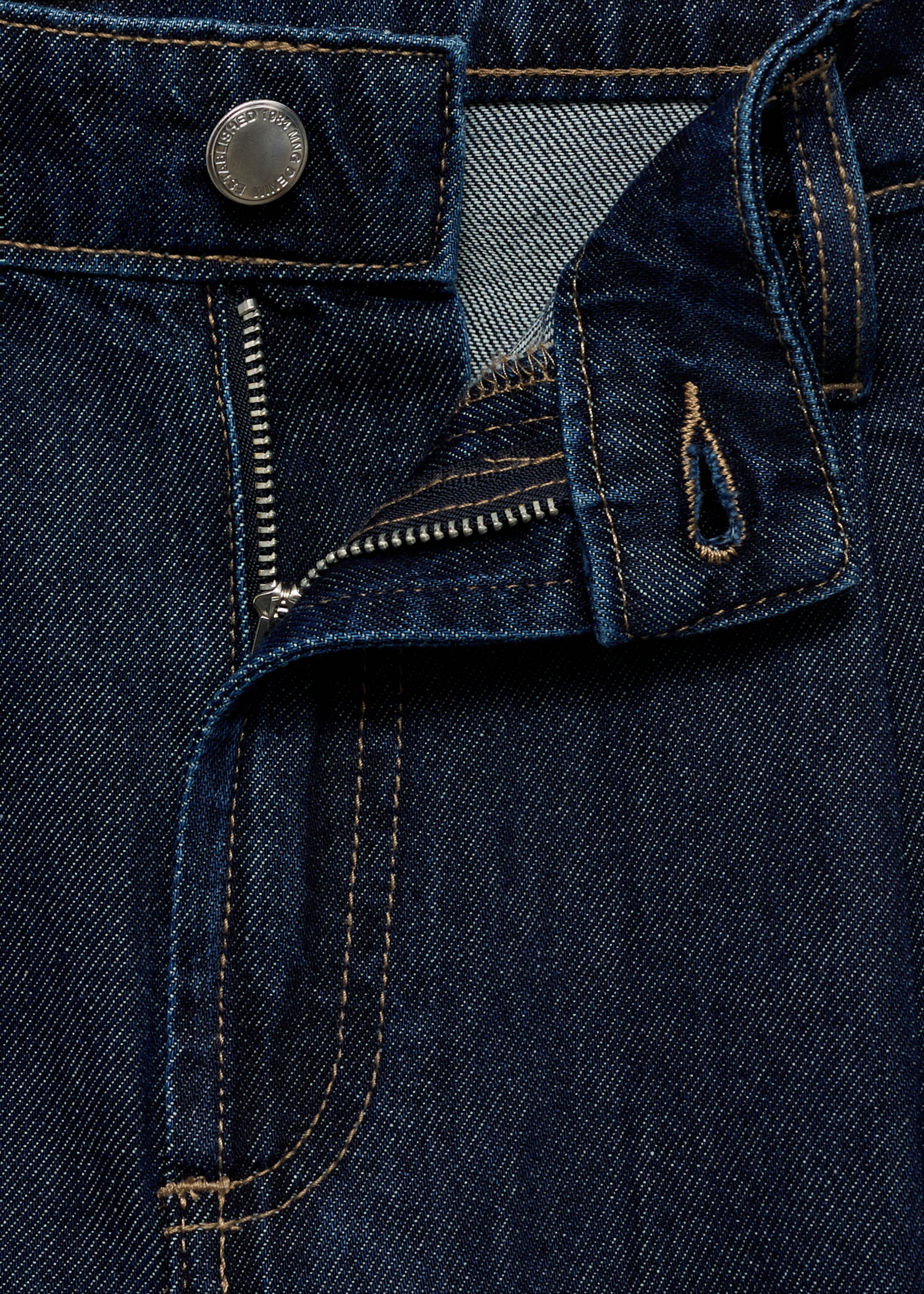 Denim-Bermudas mit mittlerer Bundhöhe und Abnähern - Detail des Artikels 8