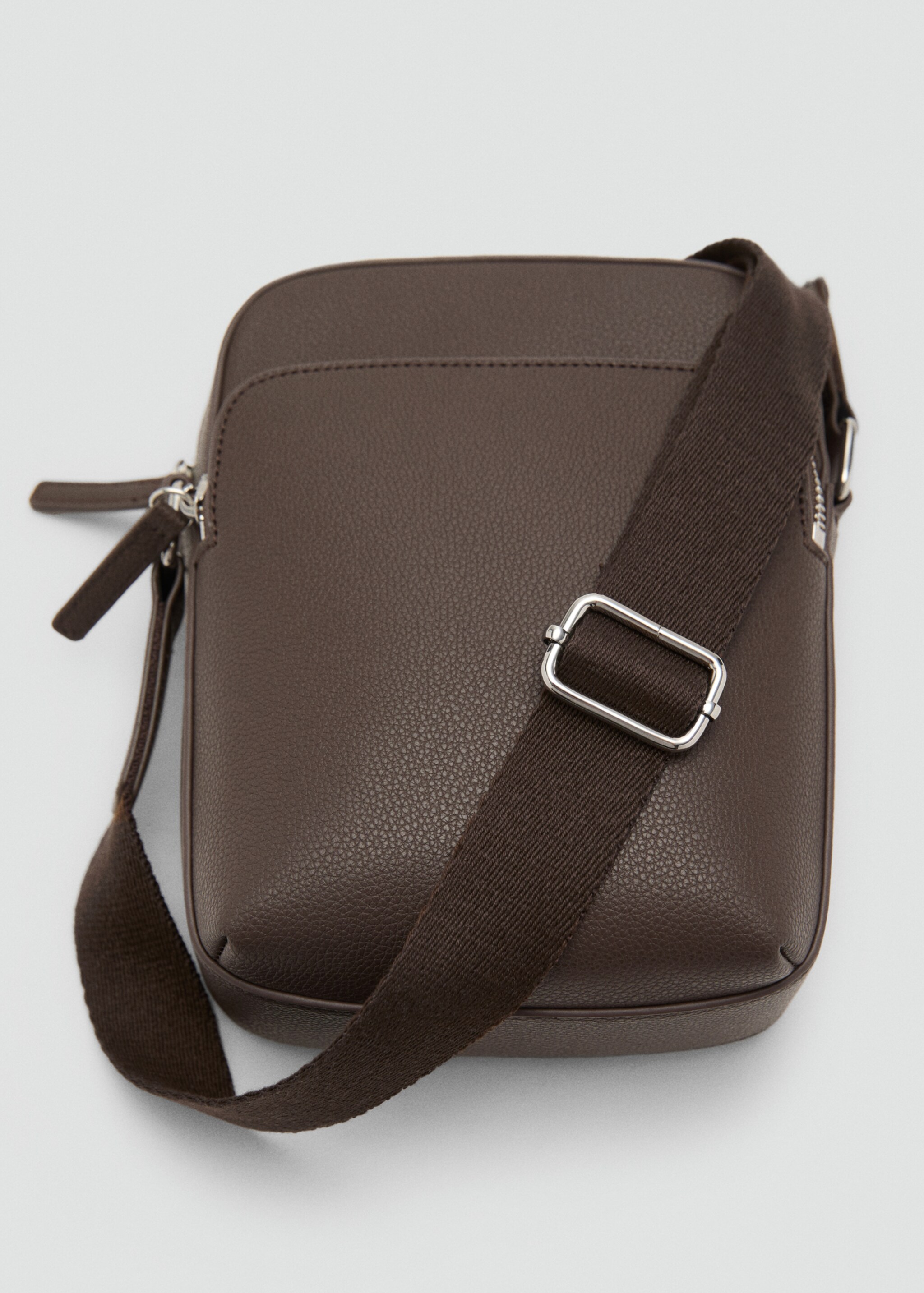 Patent leather-effect shoulder bag - Details of the article 3