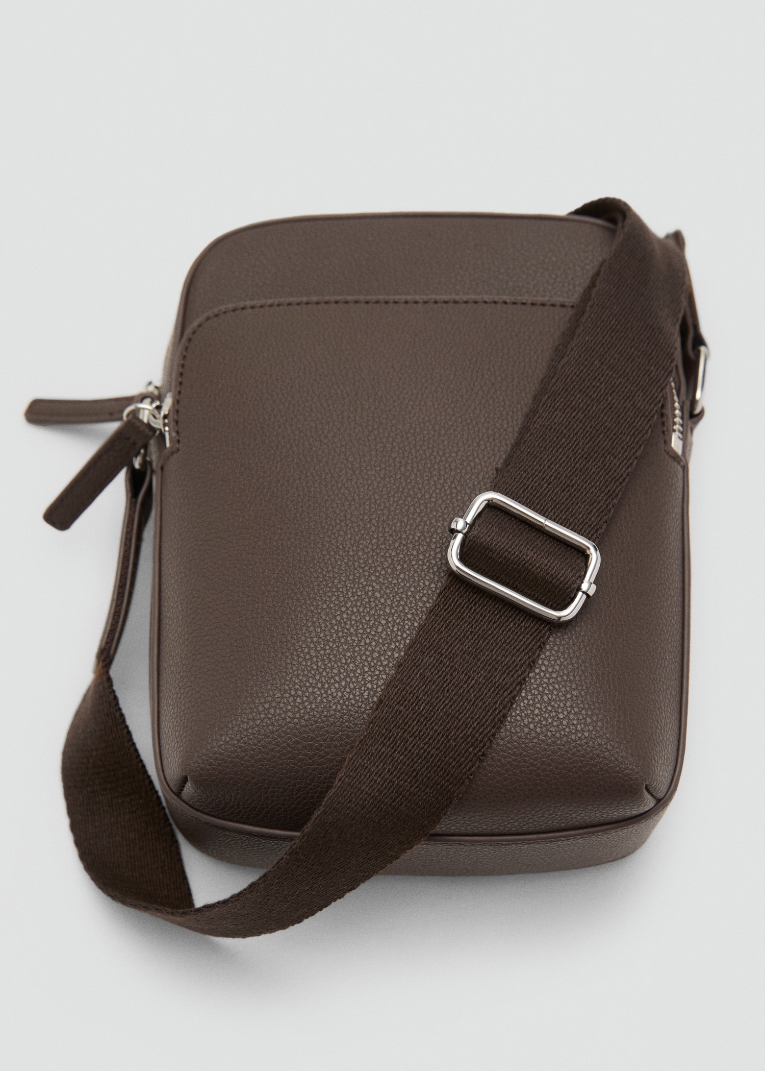 Patent leather-effect shoulder bag - Details of the article 3