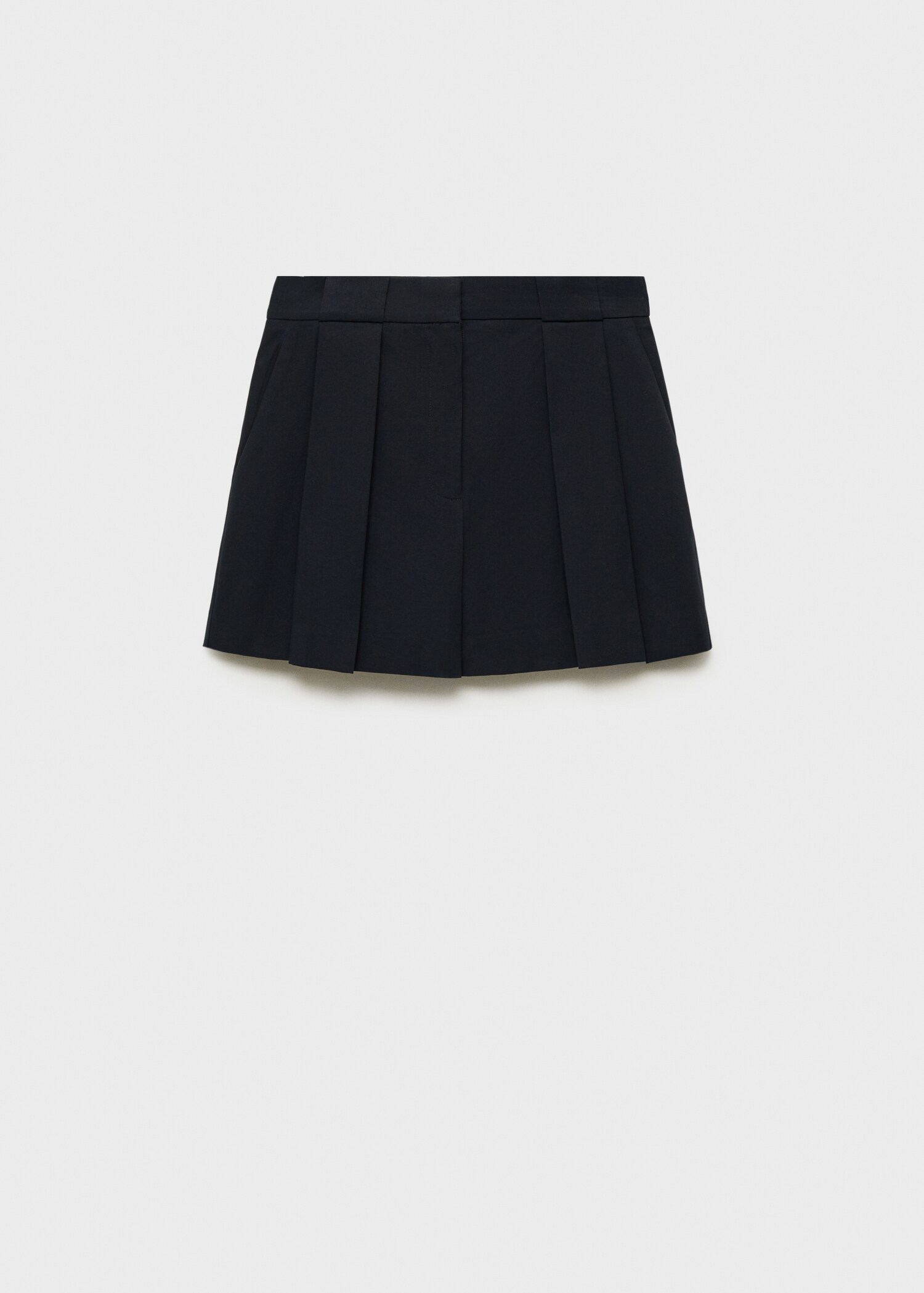 Anzugshorts mit Bundfalten - Artikel ohne Model