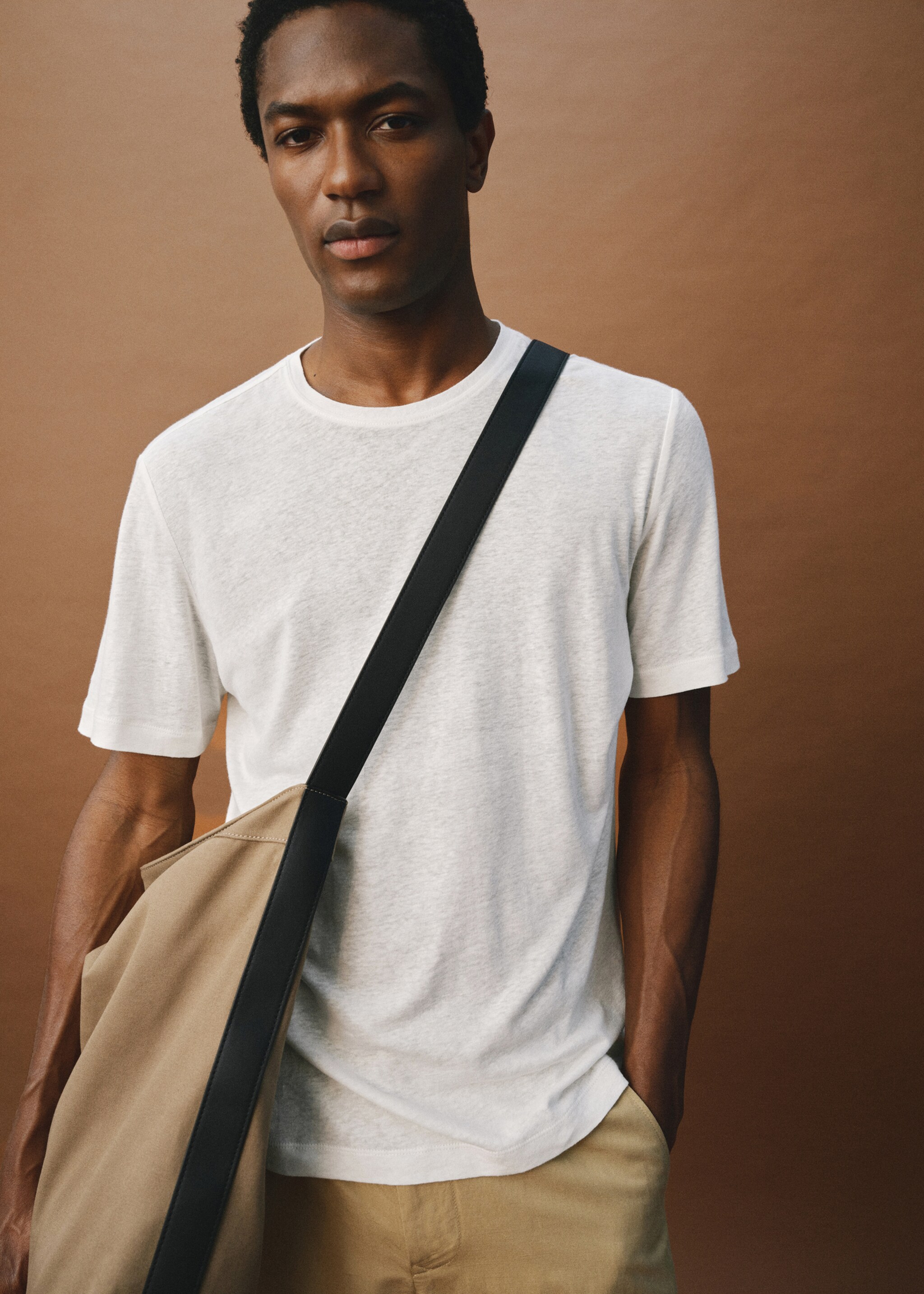 T-shirt lin slim-fit - Détail de l'article 3