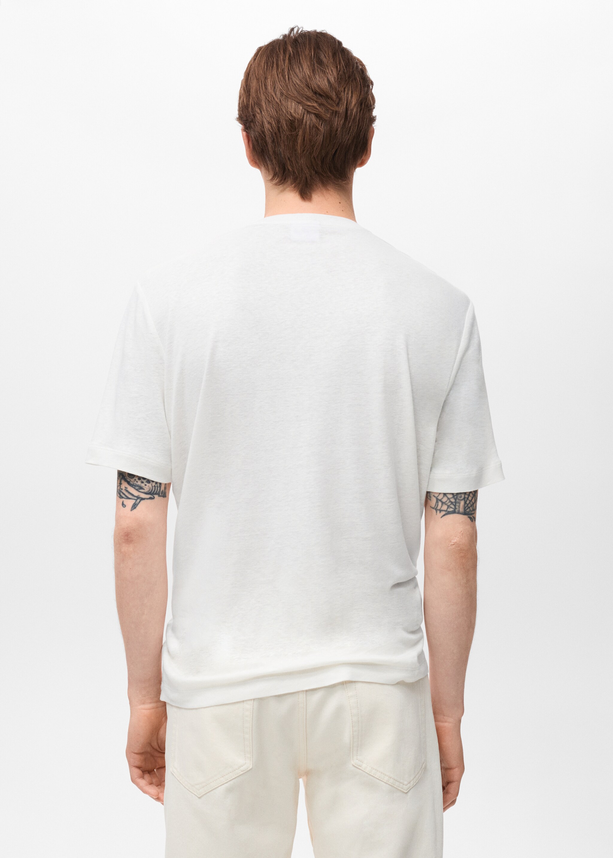 Camiseta lino slim fit - Reverso del artículo