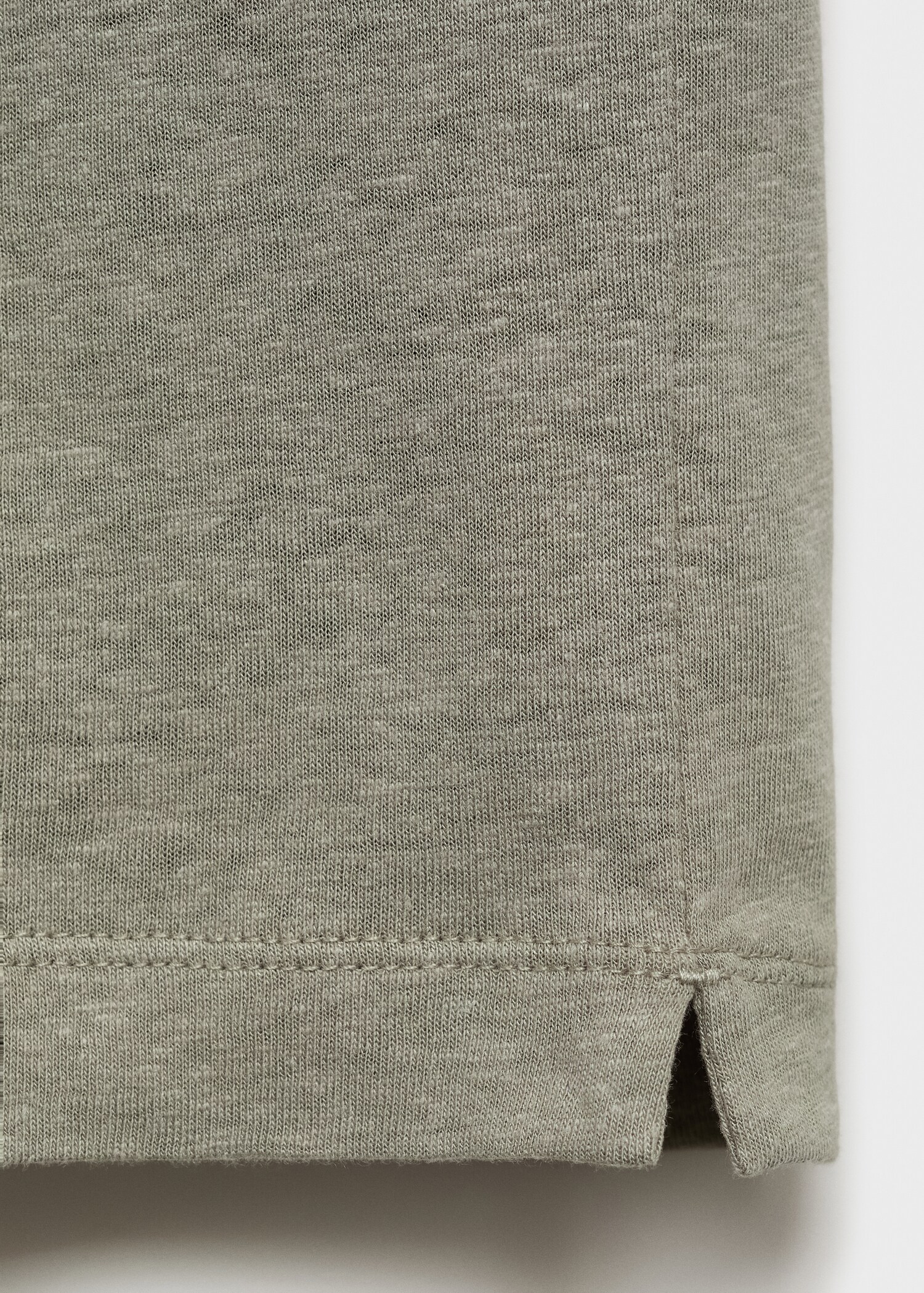 Linen slim-fit t-shirt - Details of the article 0