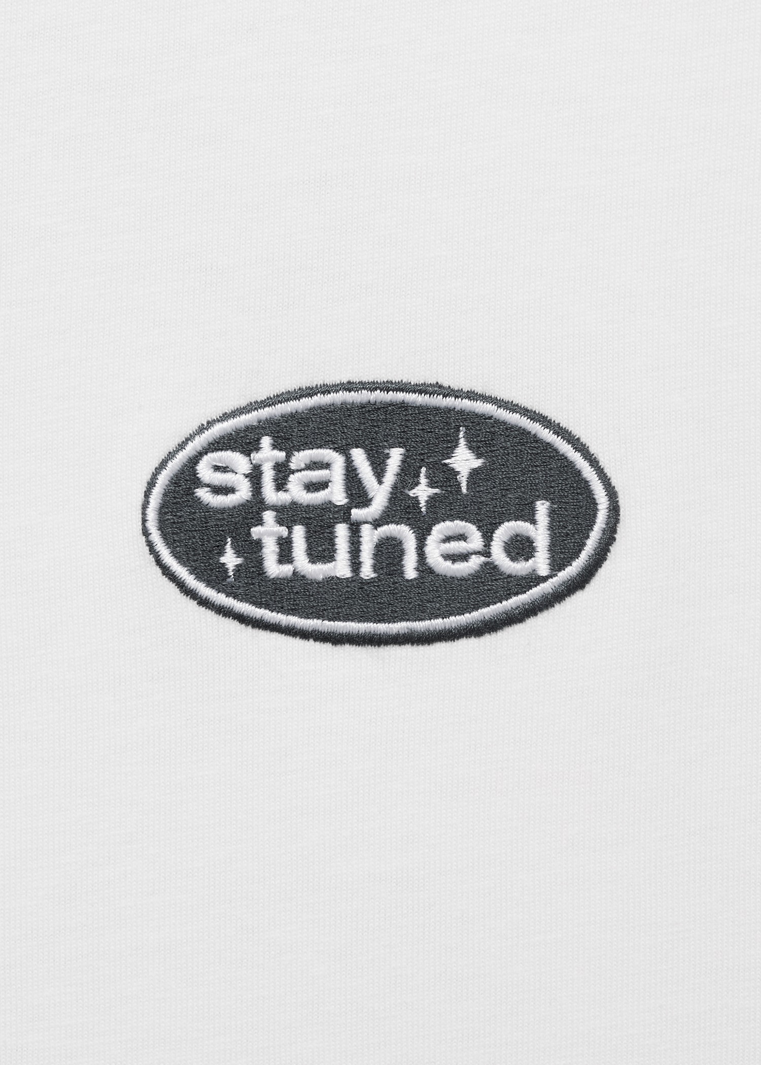 Embroidered printed T-shirt - Details of the article 0
