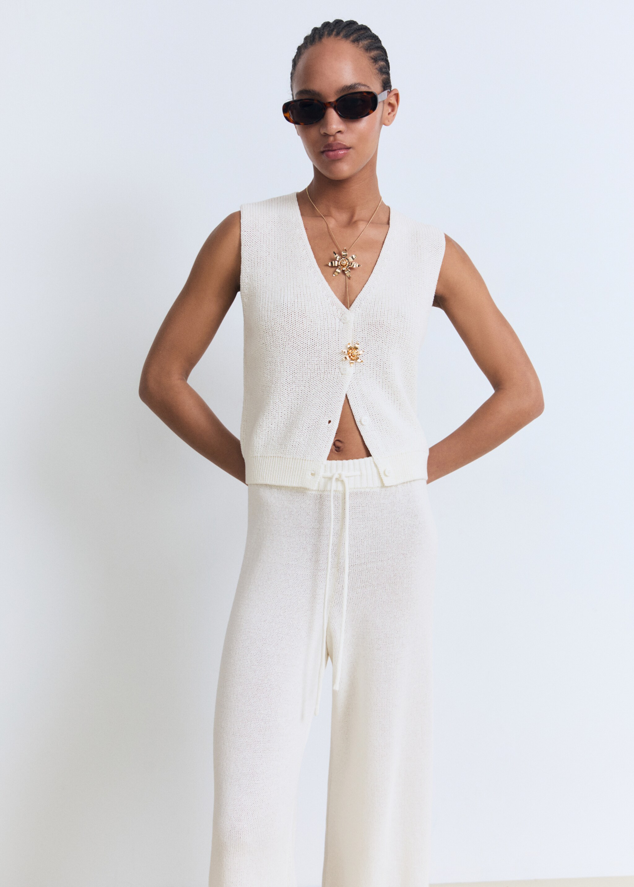 Openwork knitted trousers - Details of the article 1