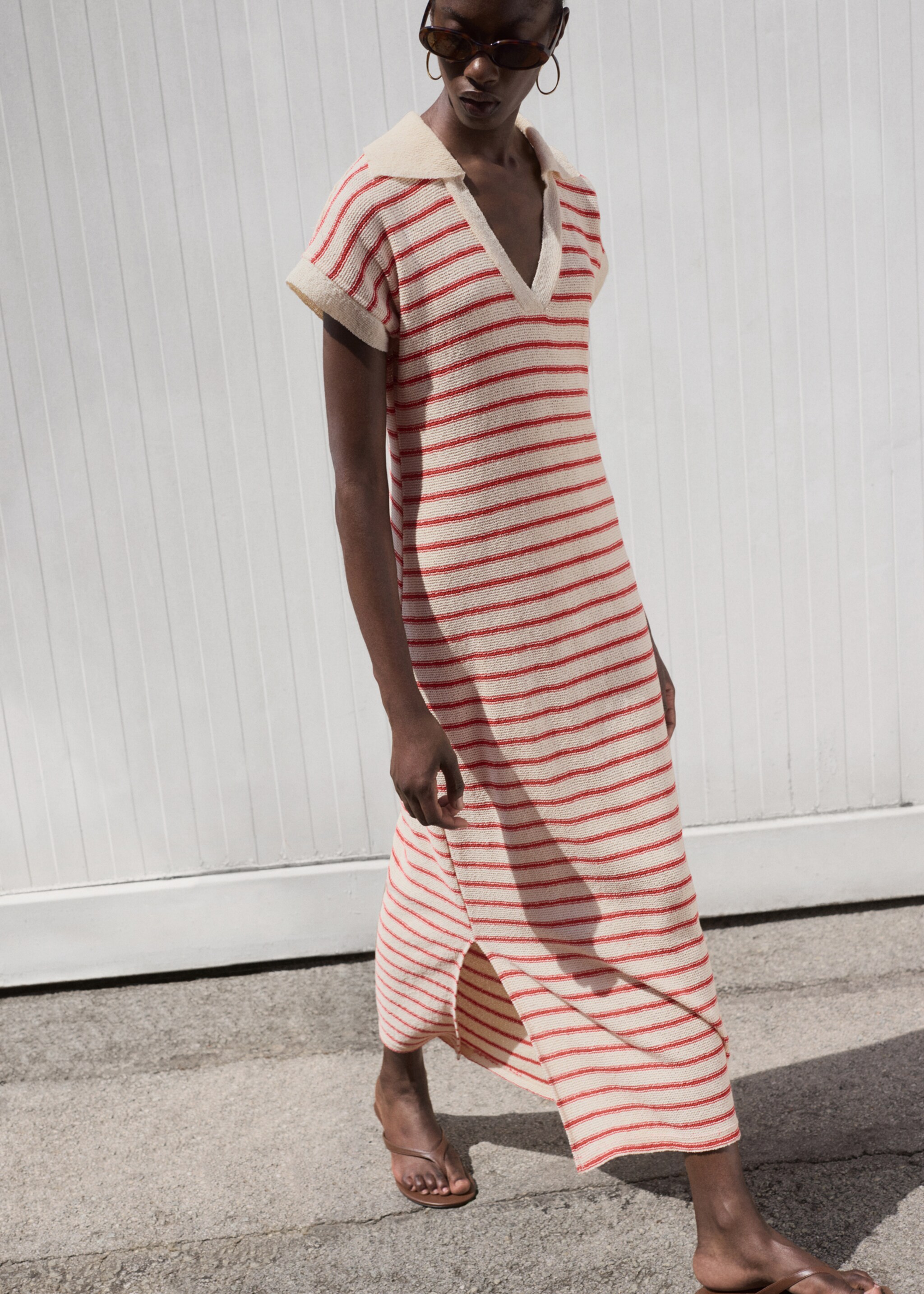Long striped knitted dress - Details of the article 2
