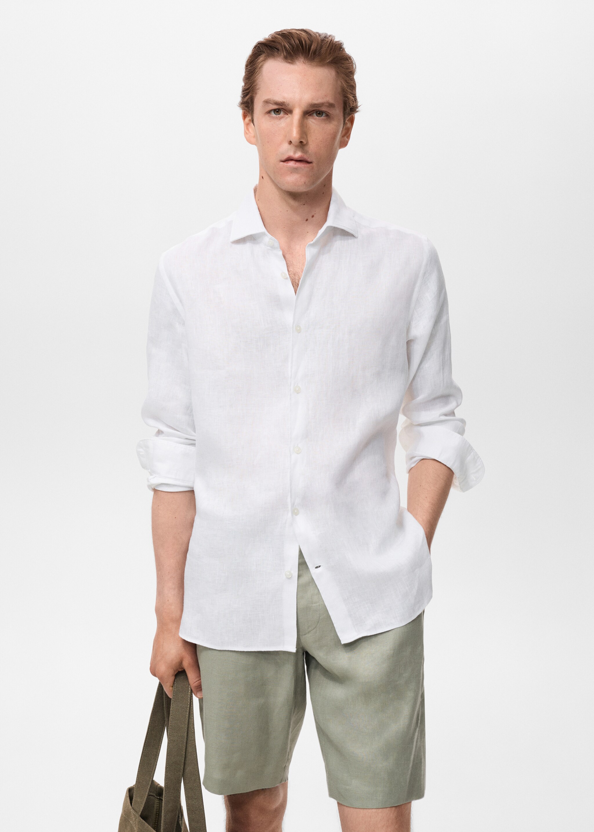 Camisa slim fit 100% lino - Plano medio