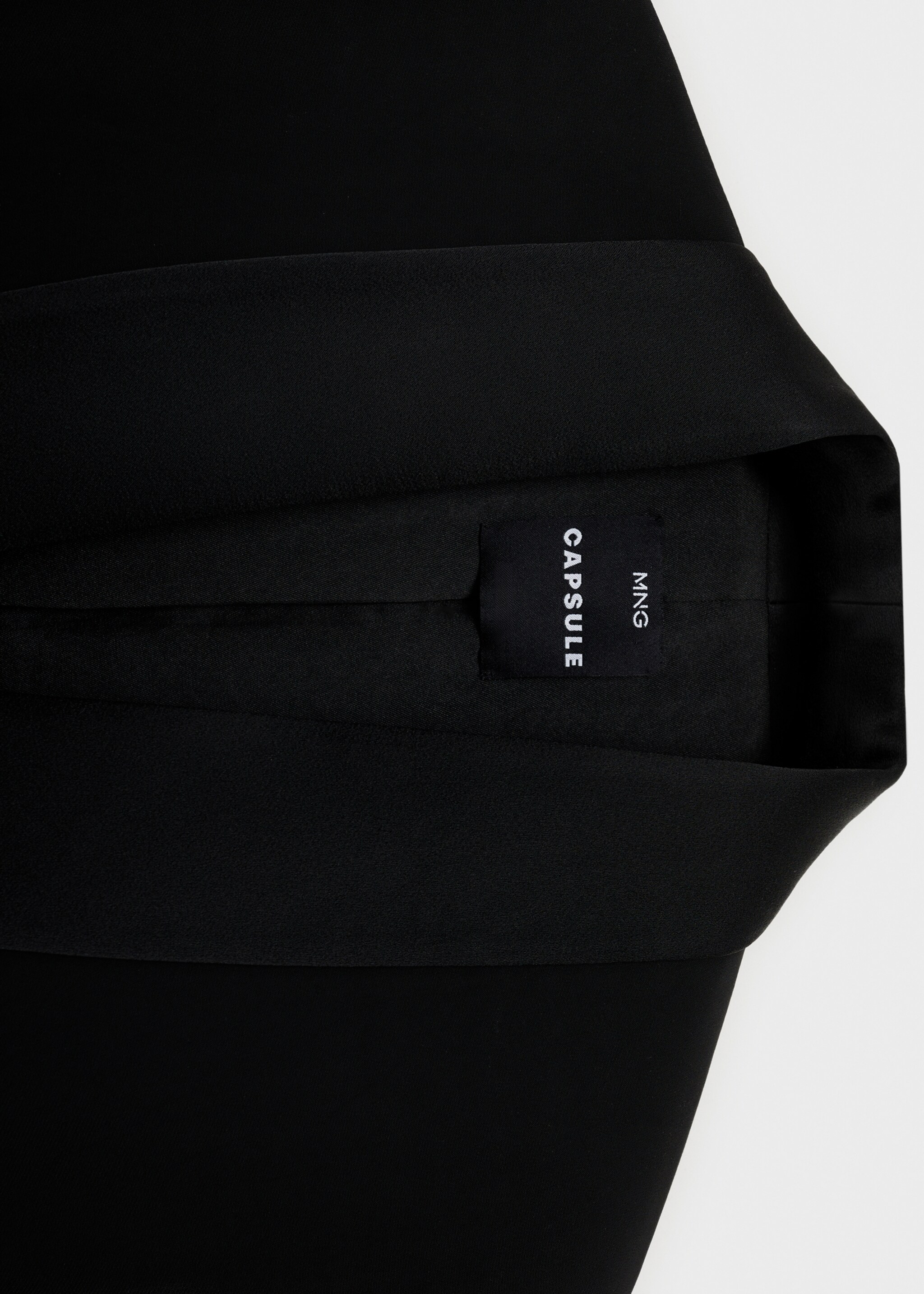 Dressjakke med satinerte detaljer - Artikkeldetalj 0