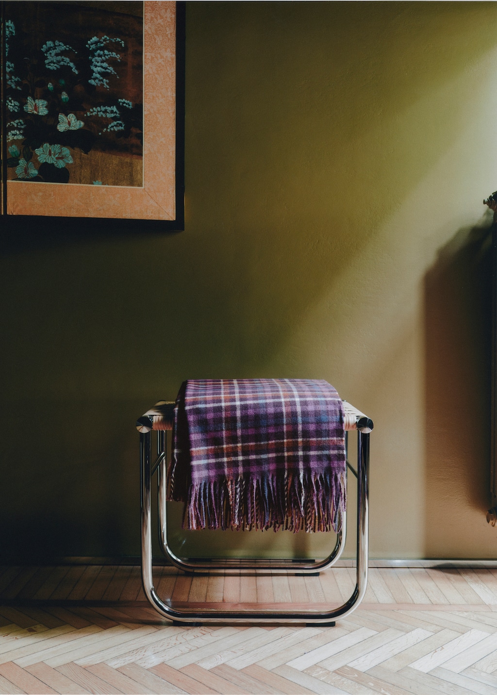 Fringed blanket with check design