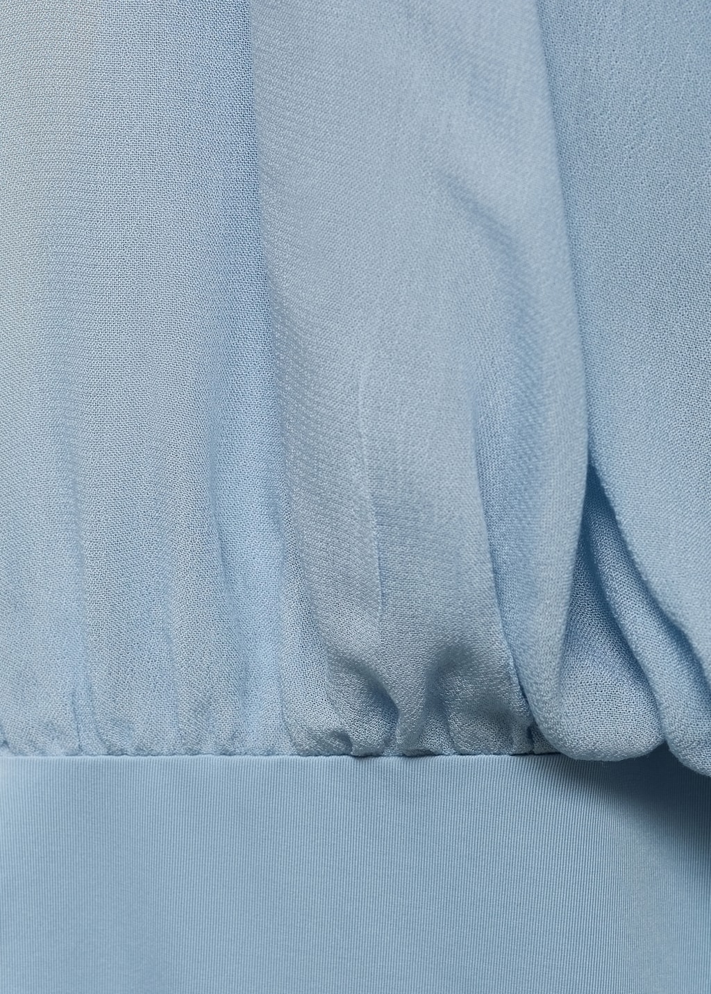 Puffed open-back bodysuit