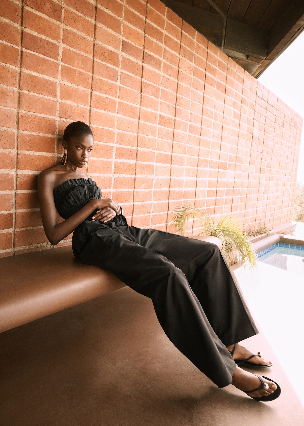 Straight-leg cotton pleated pants