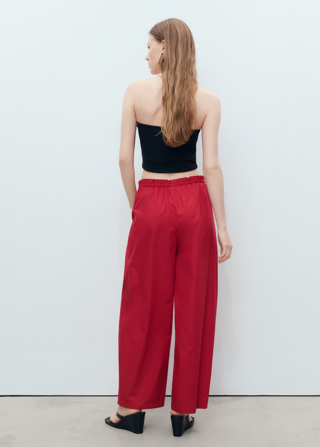 Paperbag pants with bow - image 3