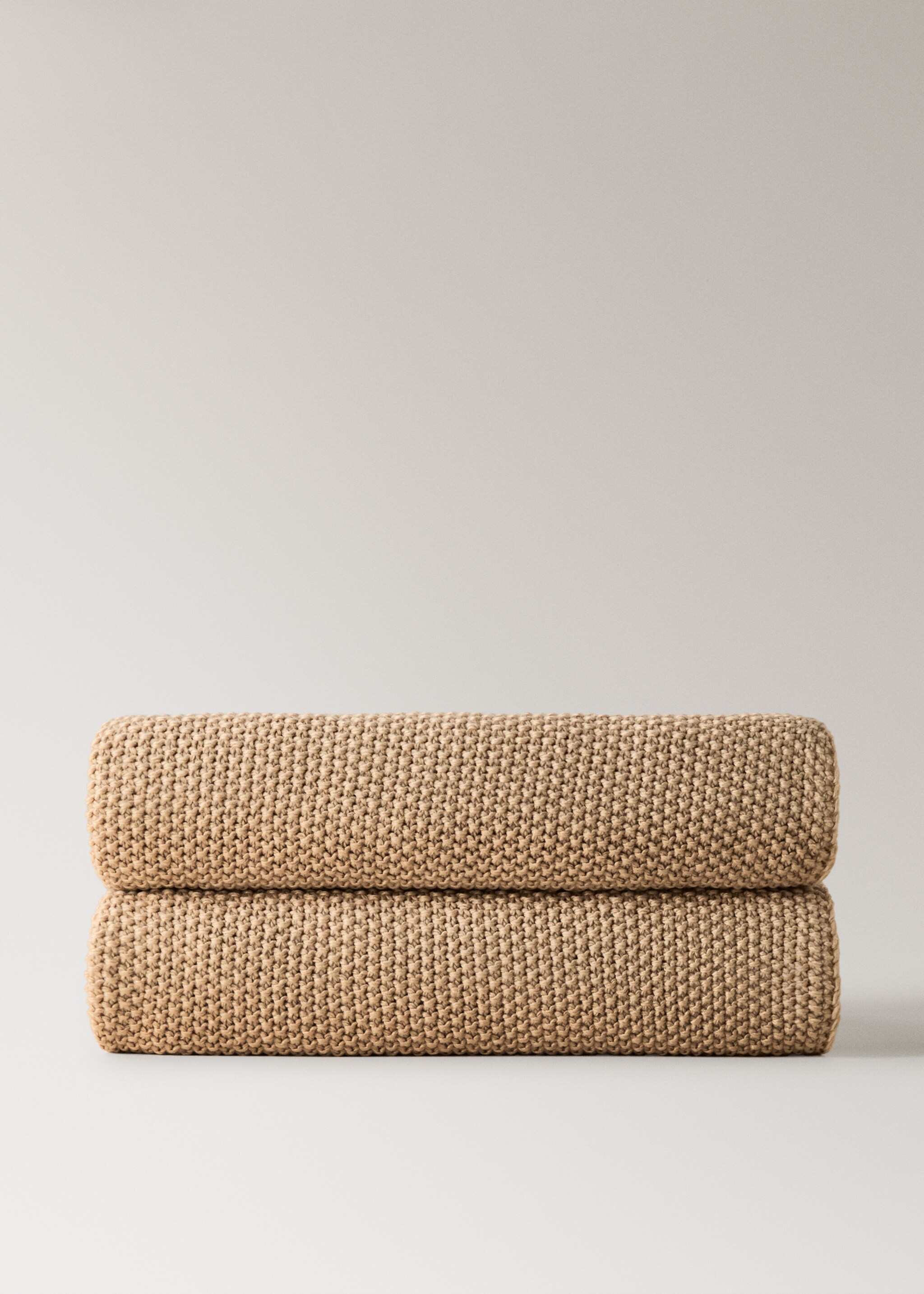 Decke mit Strickmuster - Artikel ohne Model